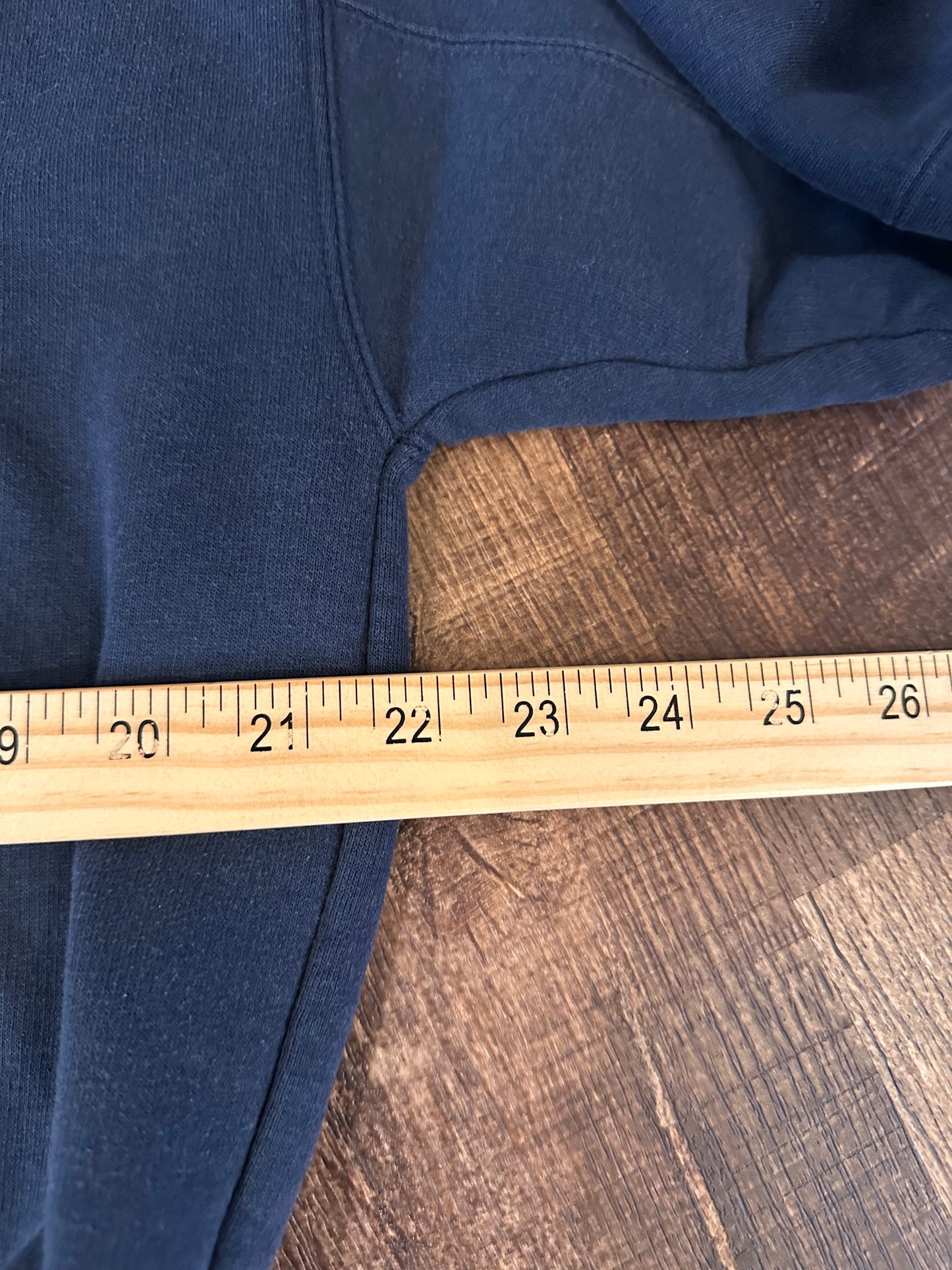 Vintage Headwaters Crewneck (L) Embroidered Six Point Buck - Navy