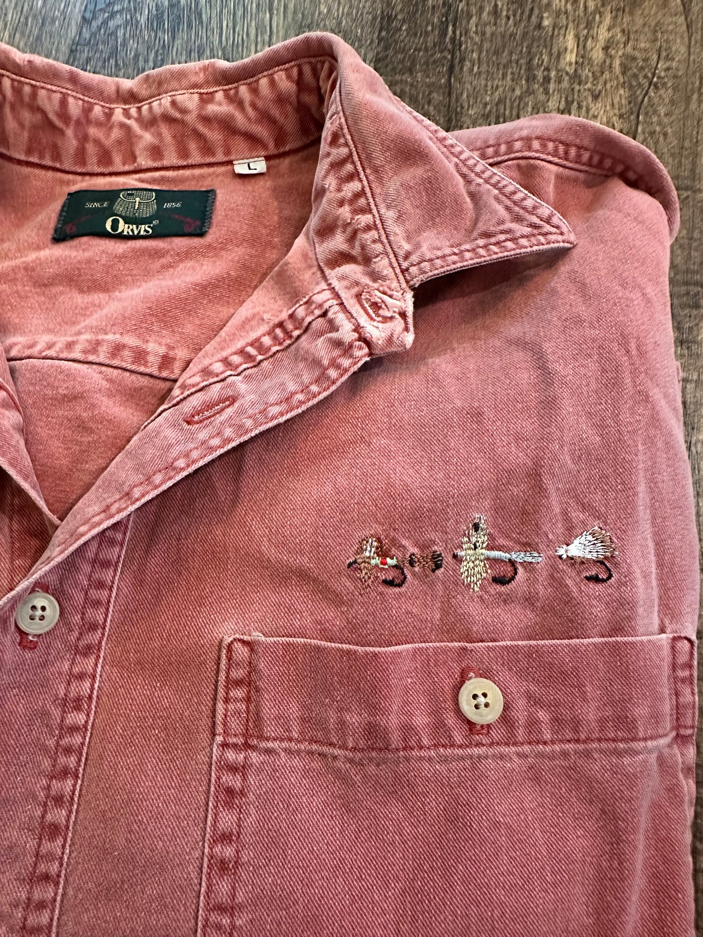 Vintage Orvis Button Down (L) Embroidered Flies - Salmon