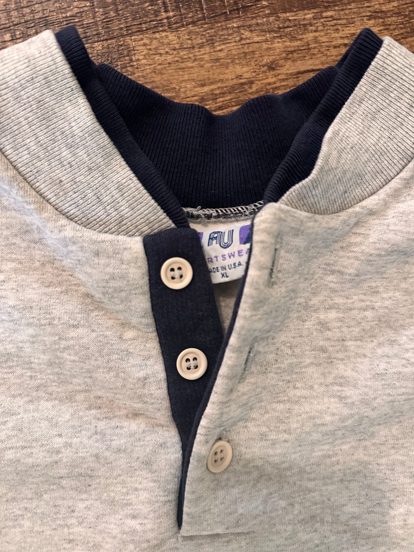 Vintage Art Unlimited Henley Crewneck (XL) Fishing Scene under Moon