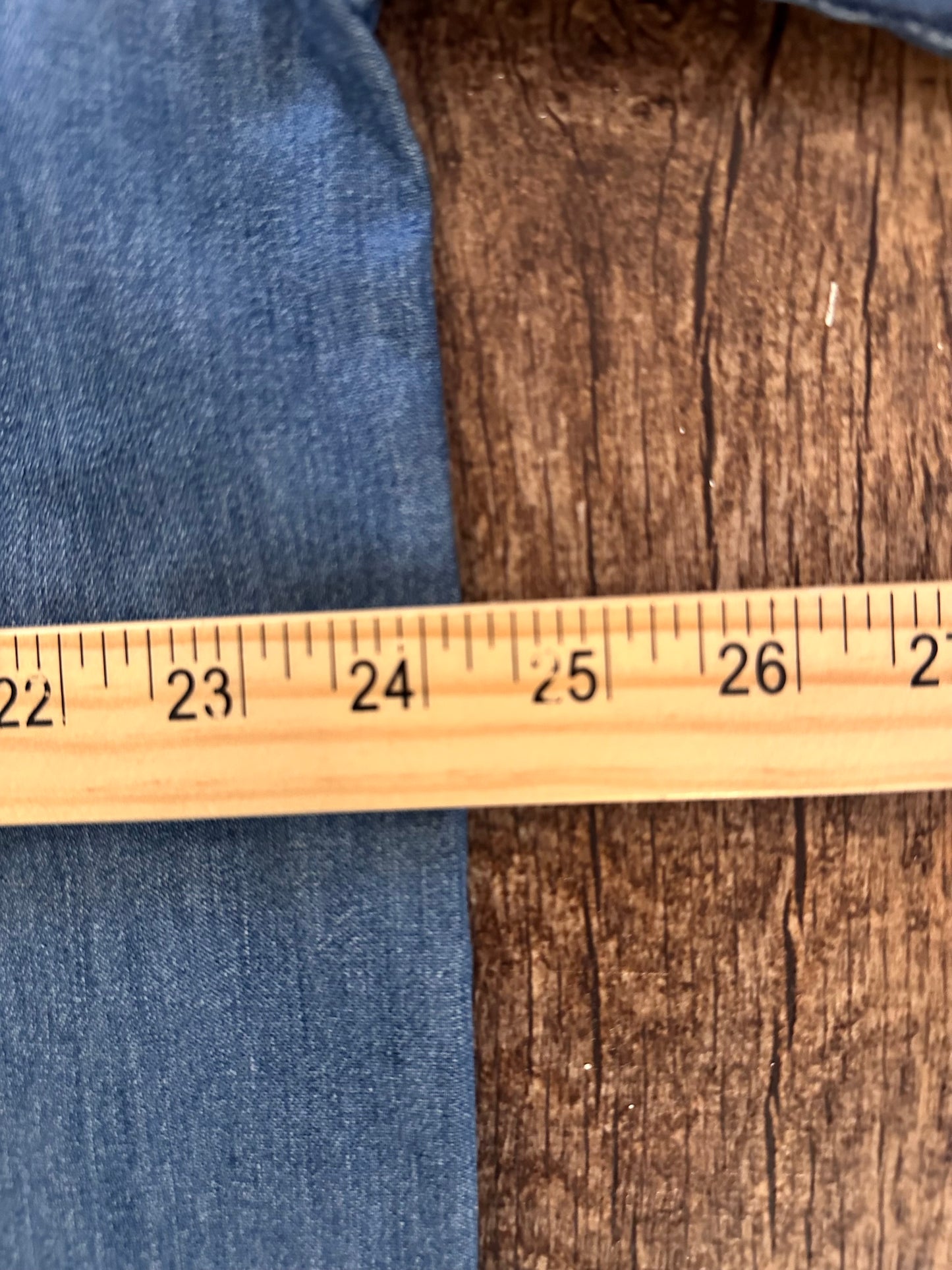 Vintage Orvis Denim Button Down (L) Embroidered Lab with Elbow Patches