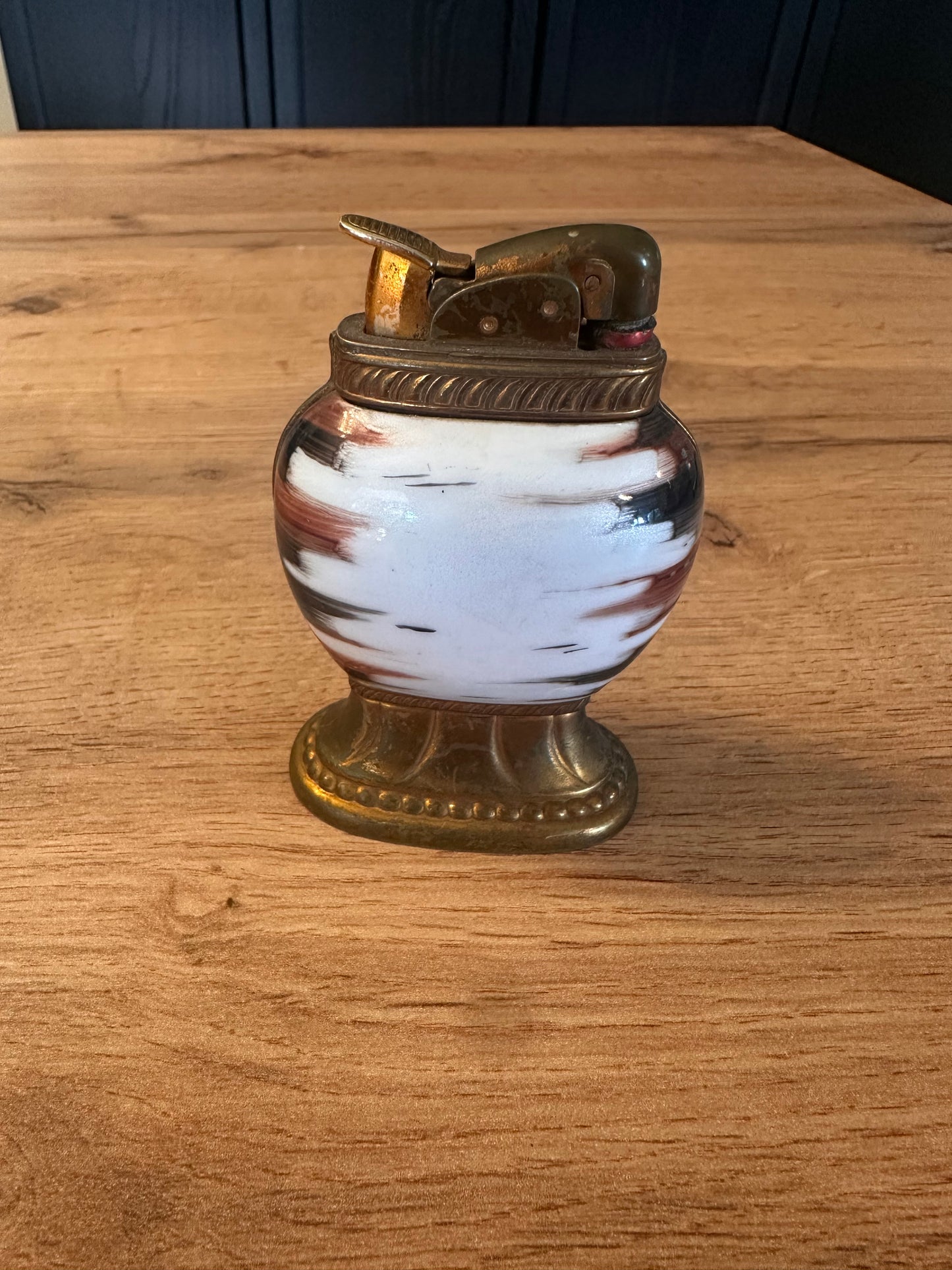Vintage 1950s Evans Porcelain and Brass Fly Fishing Table Lighter 3.5”
