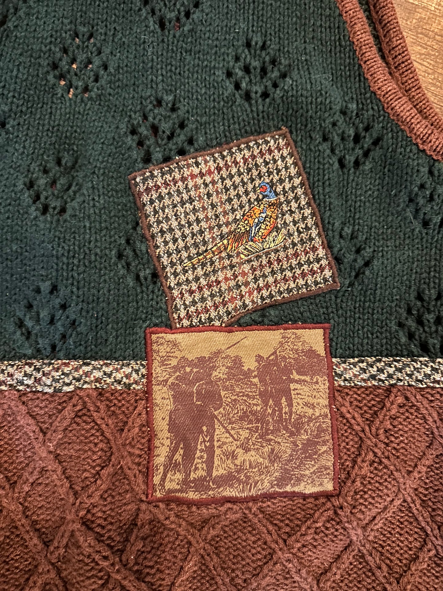 Vintage Sharon Young Sweater Vest (S) Embroidered Patches of Pheasant Hunting