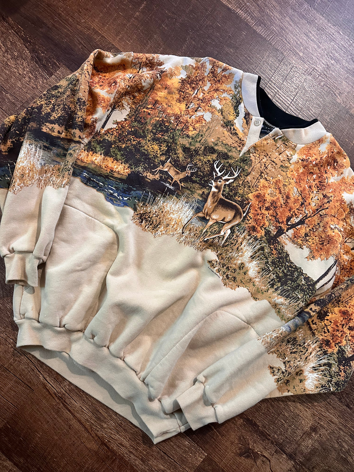 Vintage Art Unlimited Henley Crewneck (XL) Fall Buck Wraparound Graphic