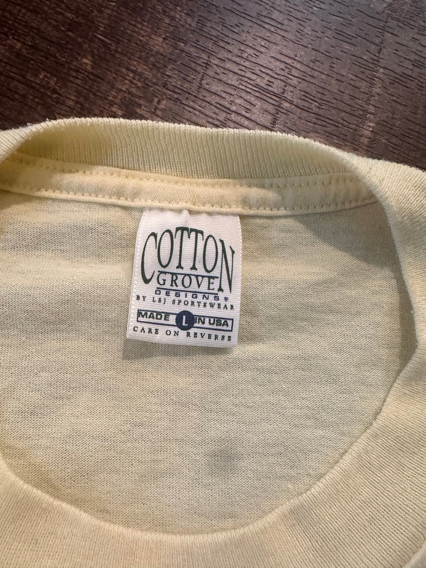 Vintage 90s Kitten Fly Fishing Tee (L)