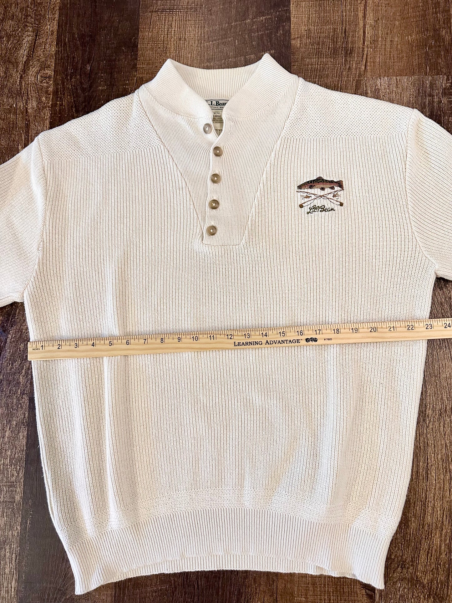 Vintage L.L. Bean Henley Sweater (L) Embroidered Trout & Fly Rods Cream White