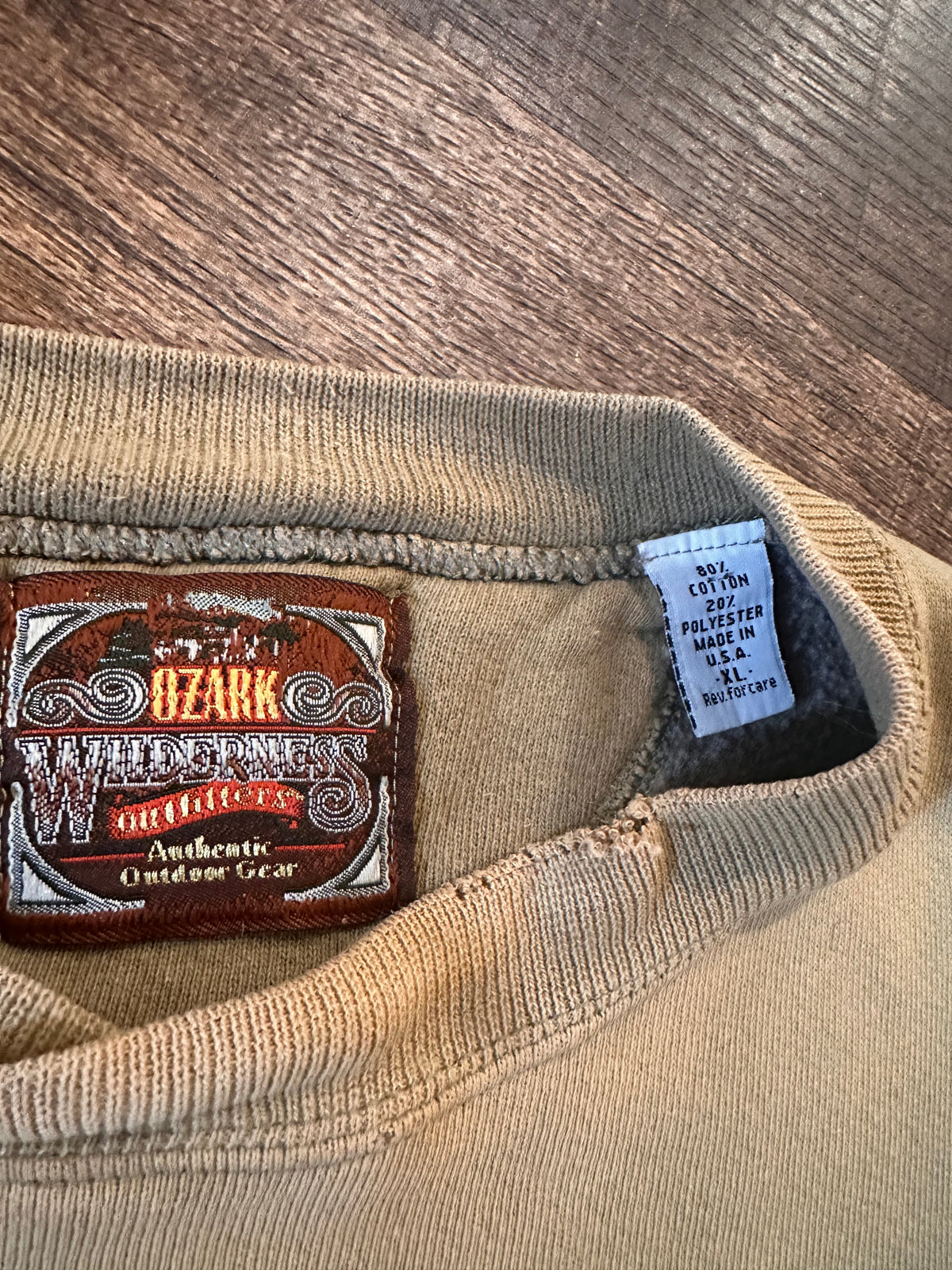Vintage Ozark Crewneck (XL) Sun Faded Light Distress Embroidered “Field Companion”