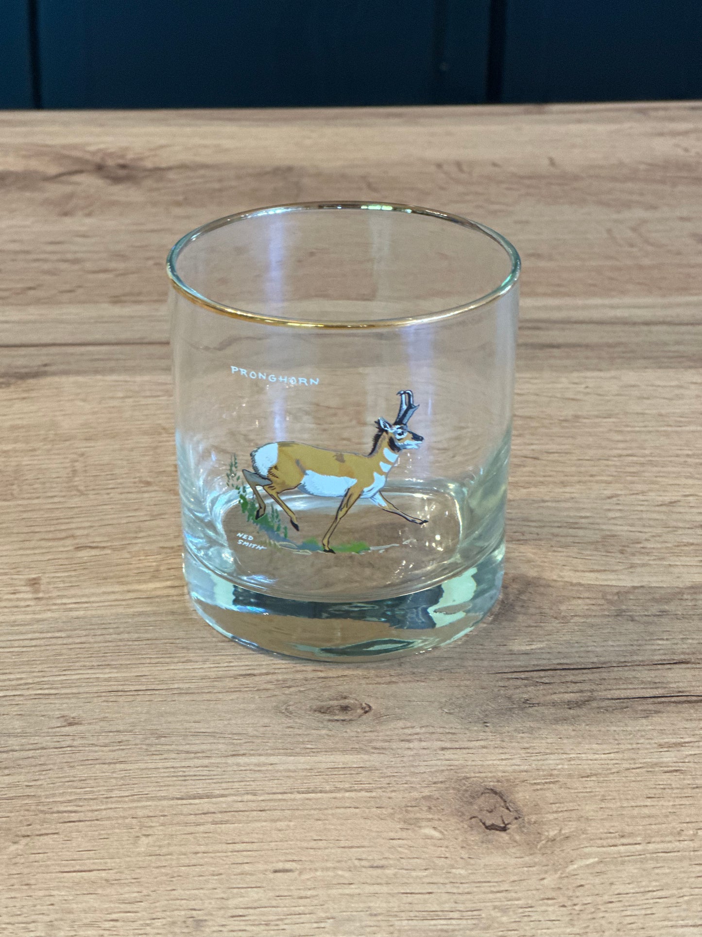 Vintage 🥃 Rare Complete Set Ned Smith “Big Game” Whiskey Glasses (Set of 8) Mint Condition