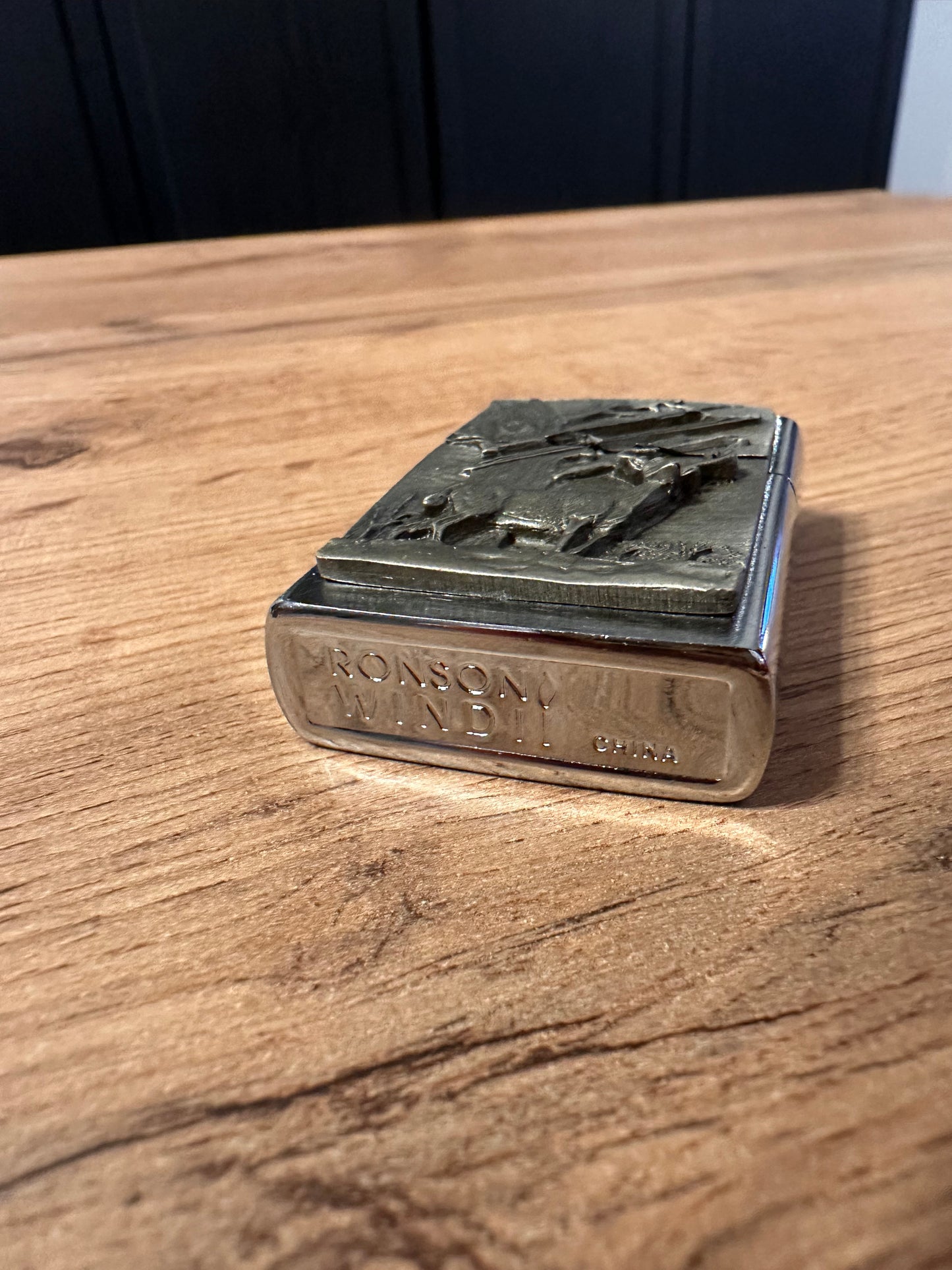 Vintage Ronson Wind II 3D Lighter - Buck and Bow and Arrow (NOS)