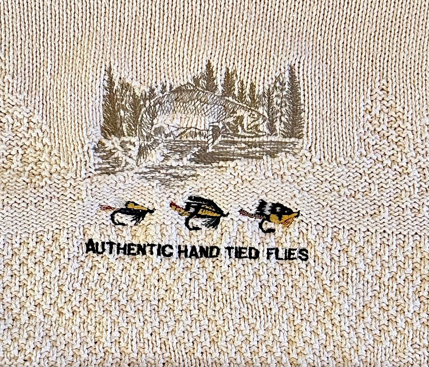 Vintage Shenandoah Sweater (L) Embroidered Hand Tied Flies Cream White