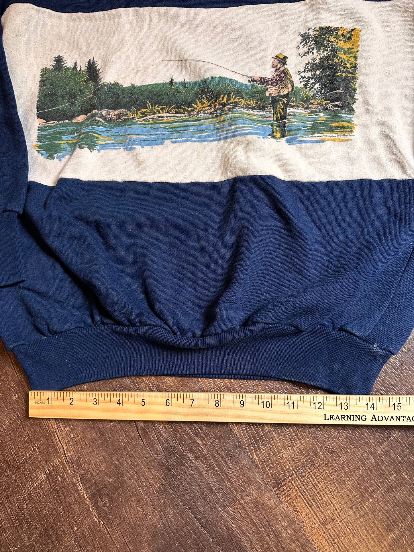 Vintage 80s Crewneck (XL) Fly Fisherman River Scene - Navy Blue