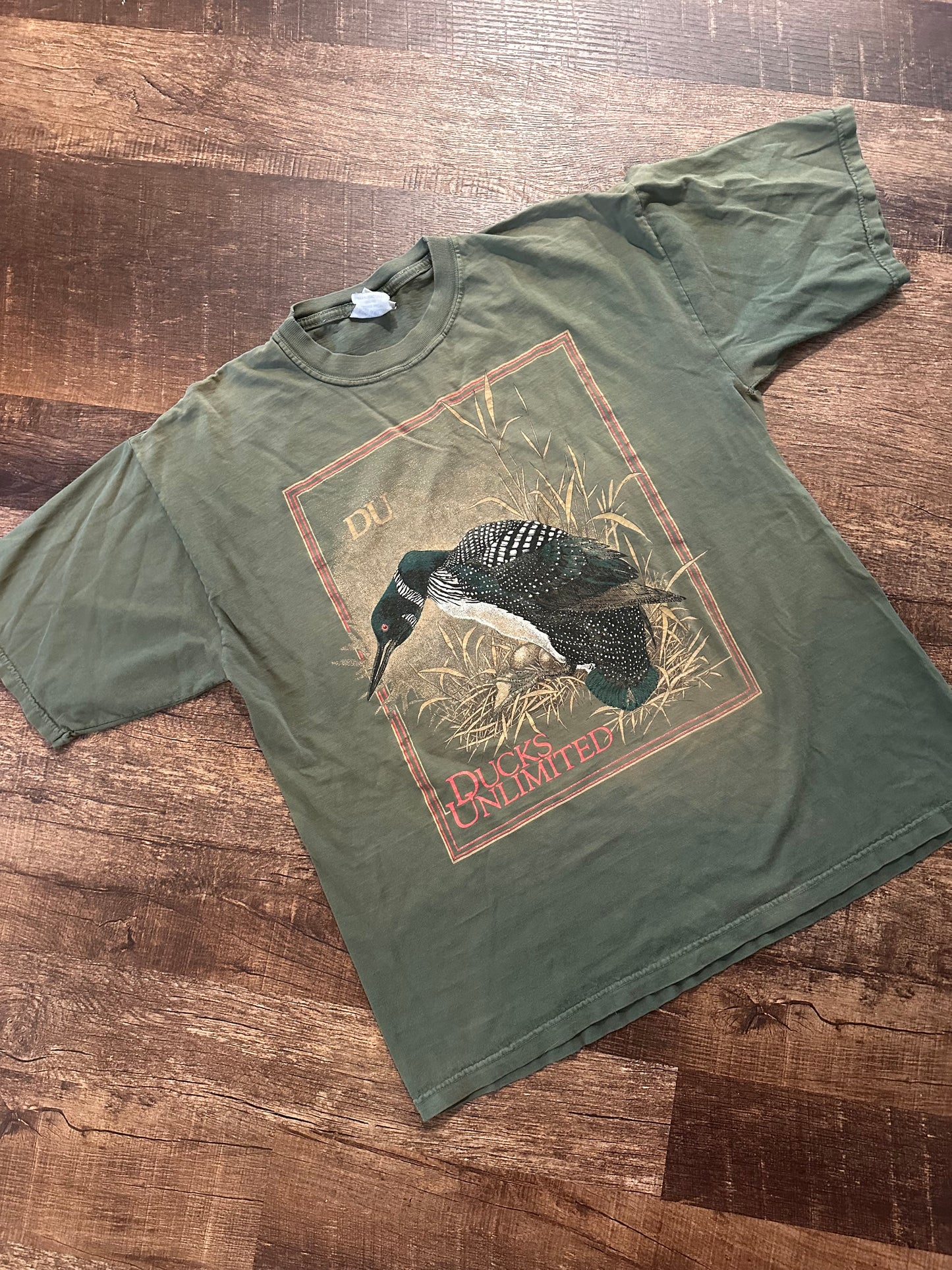 Vintage Ducks Unlimited Tshirt (L) Light Distress, Loon - Olive Green