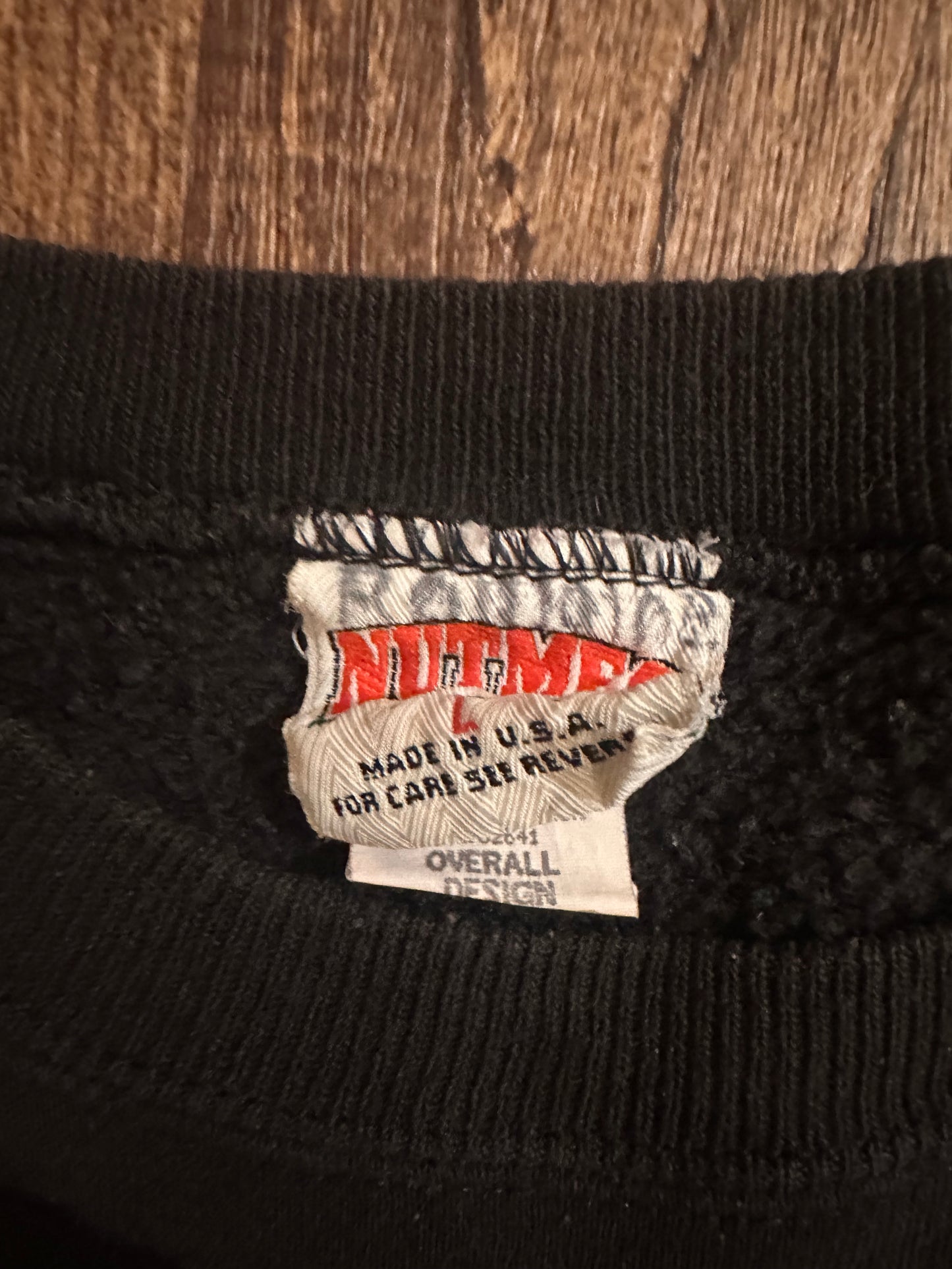Vintage Nutmeg Crewneck (L) Nature Wild Rivers Embroidered Trout - Black