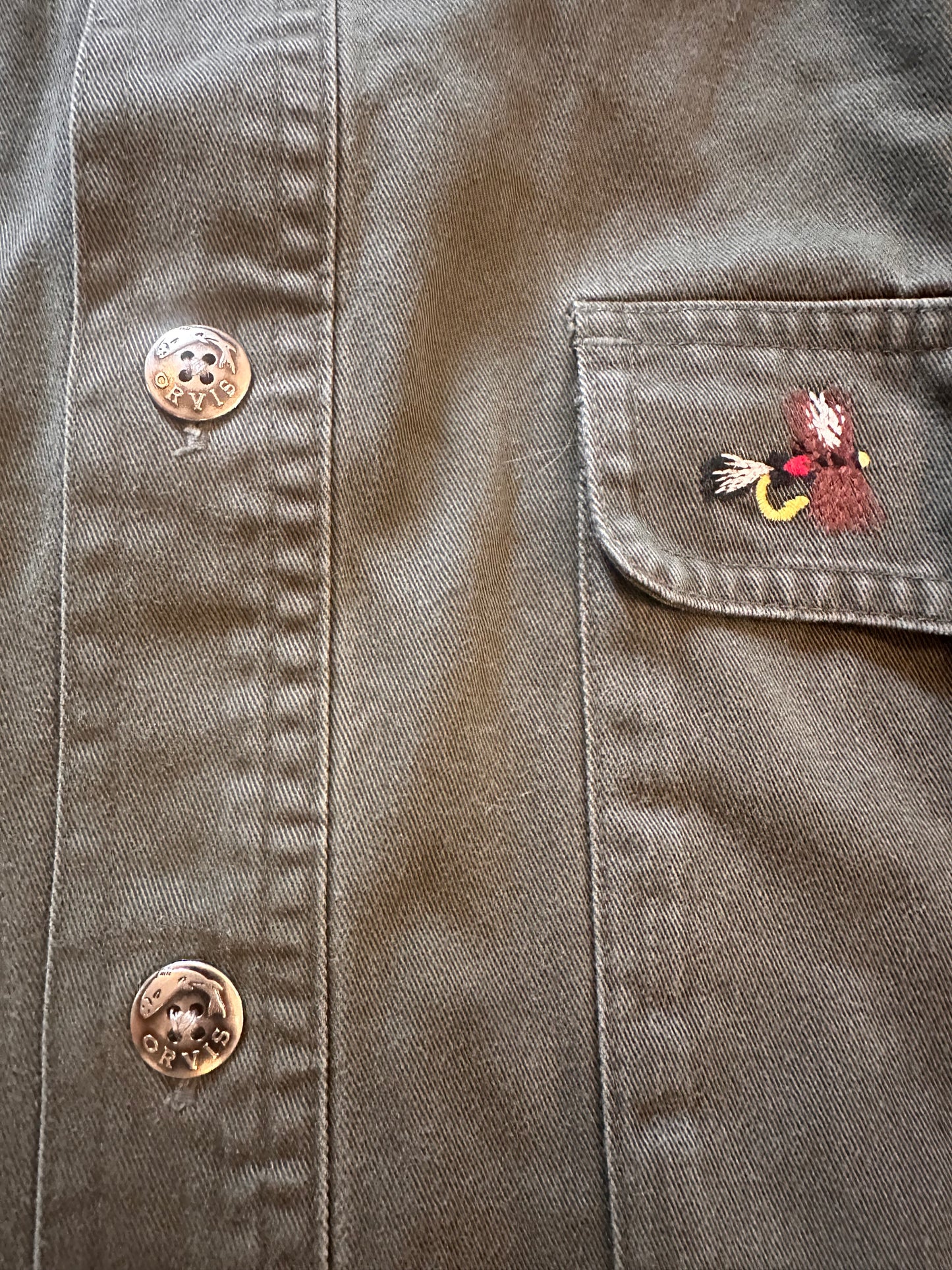 Vintage Orvis Button Down (XL) Embroidered Fly with Metal Logo Buttons