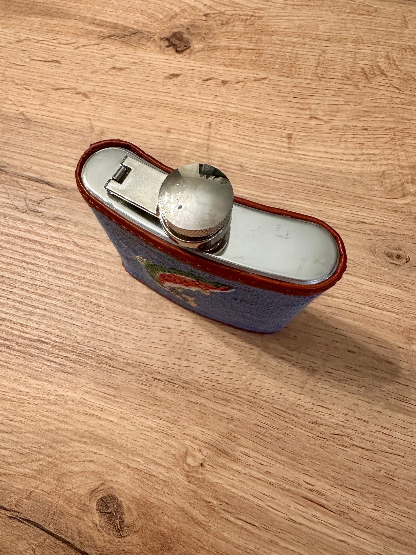 Smathers and Branson 6oz Needlepoint Flask - Trout & Fly