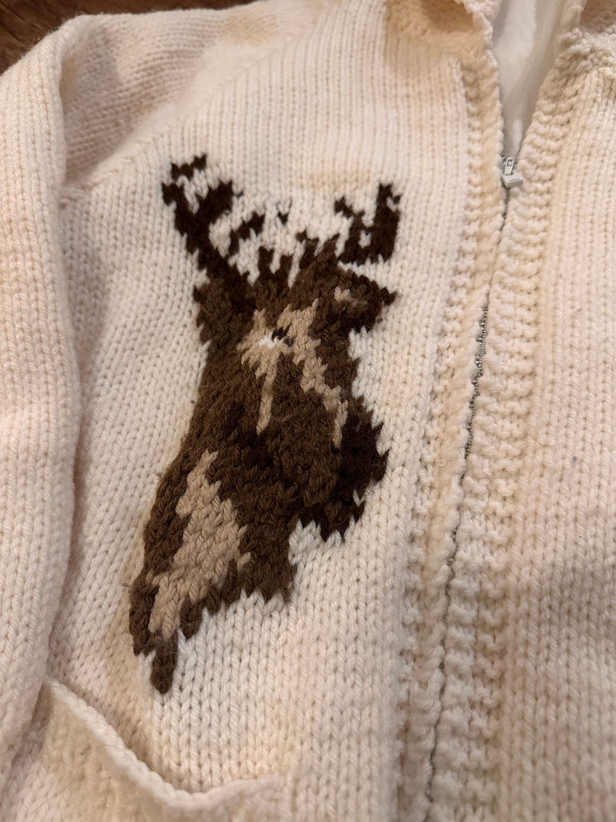 Vintage Cowichan White Sweater Deer (S/M)