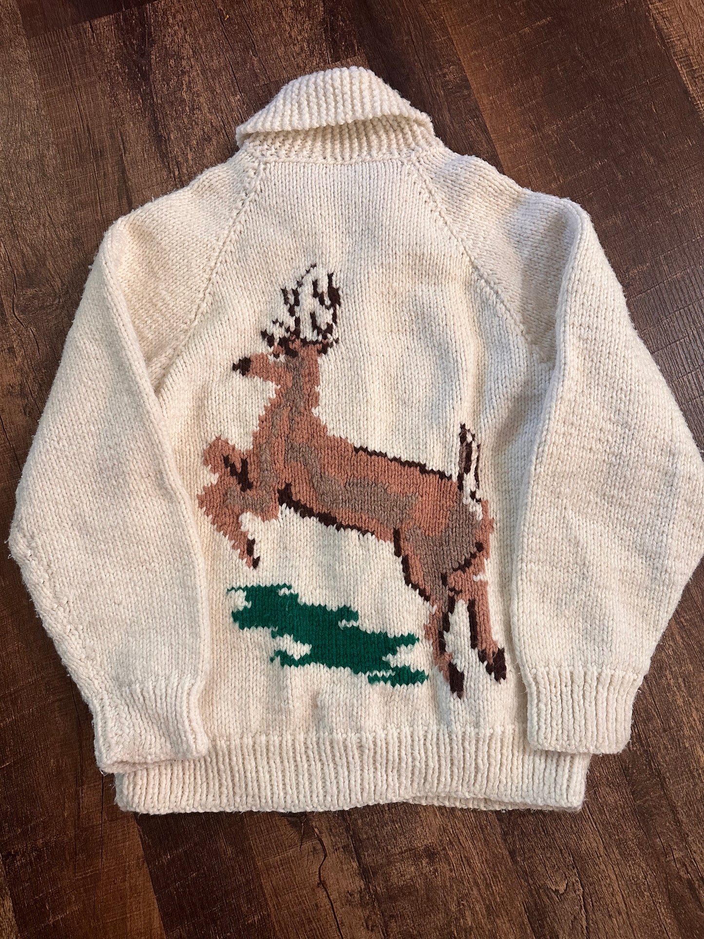 Vintage Cowichan Sweater Deer - Cream White