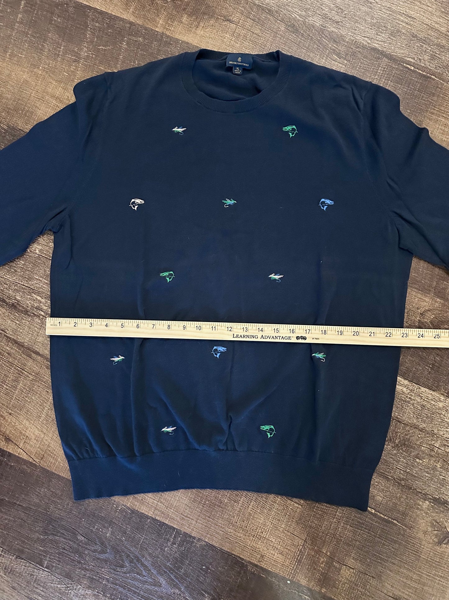Brooks Brothers Sweater (XL) Embroidered Fly Fishing Navy Blue