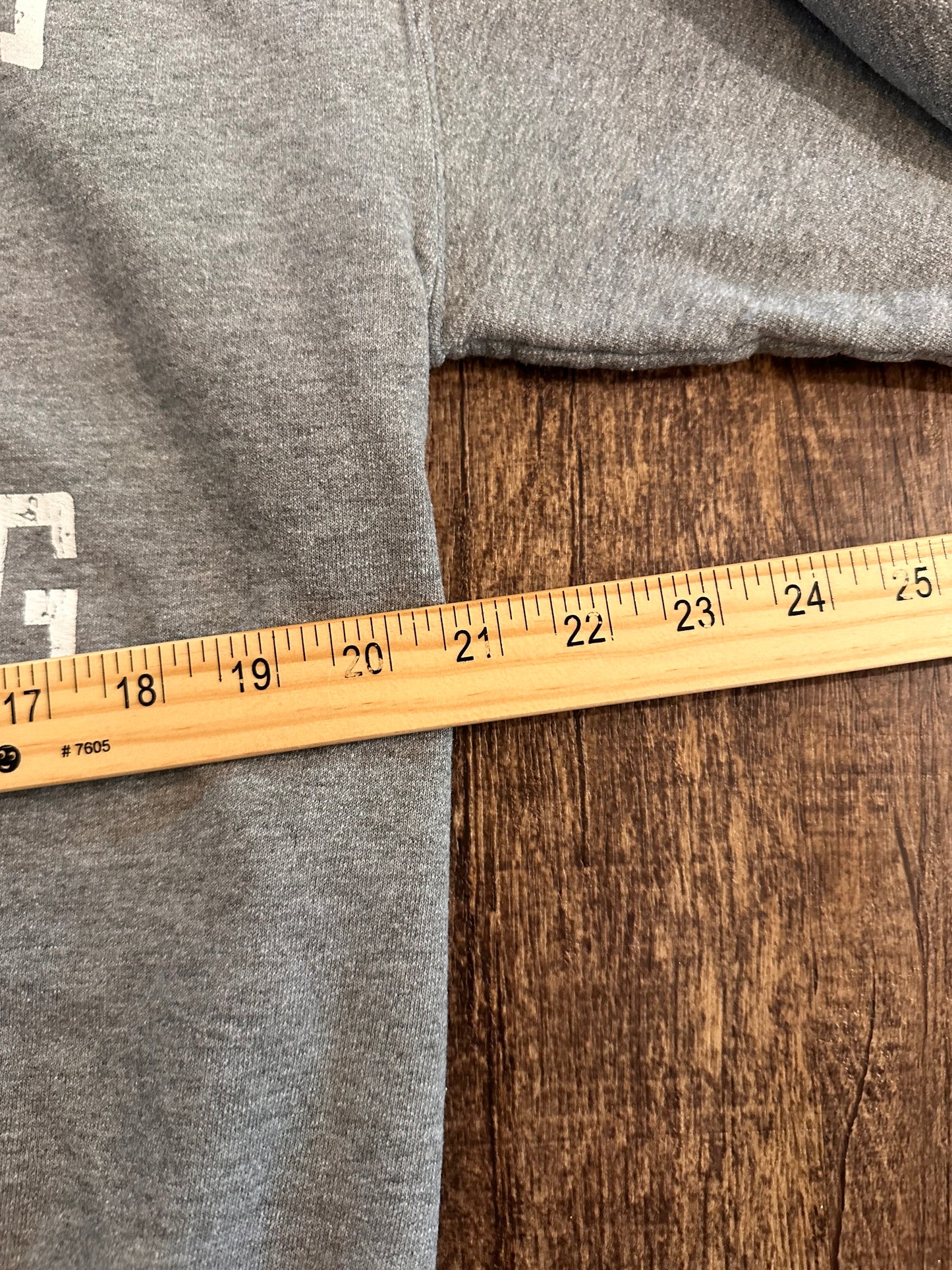 Vintage Fishing is Everything Crewneck (L) Gray