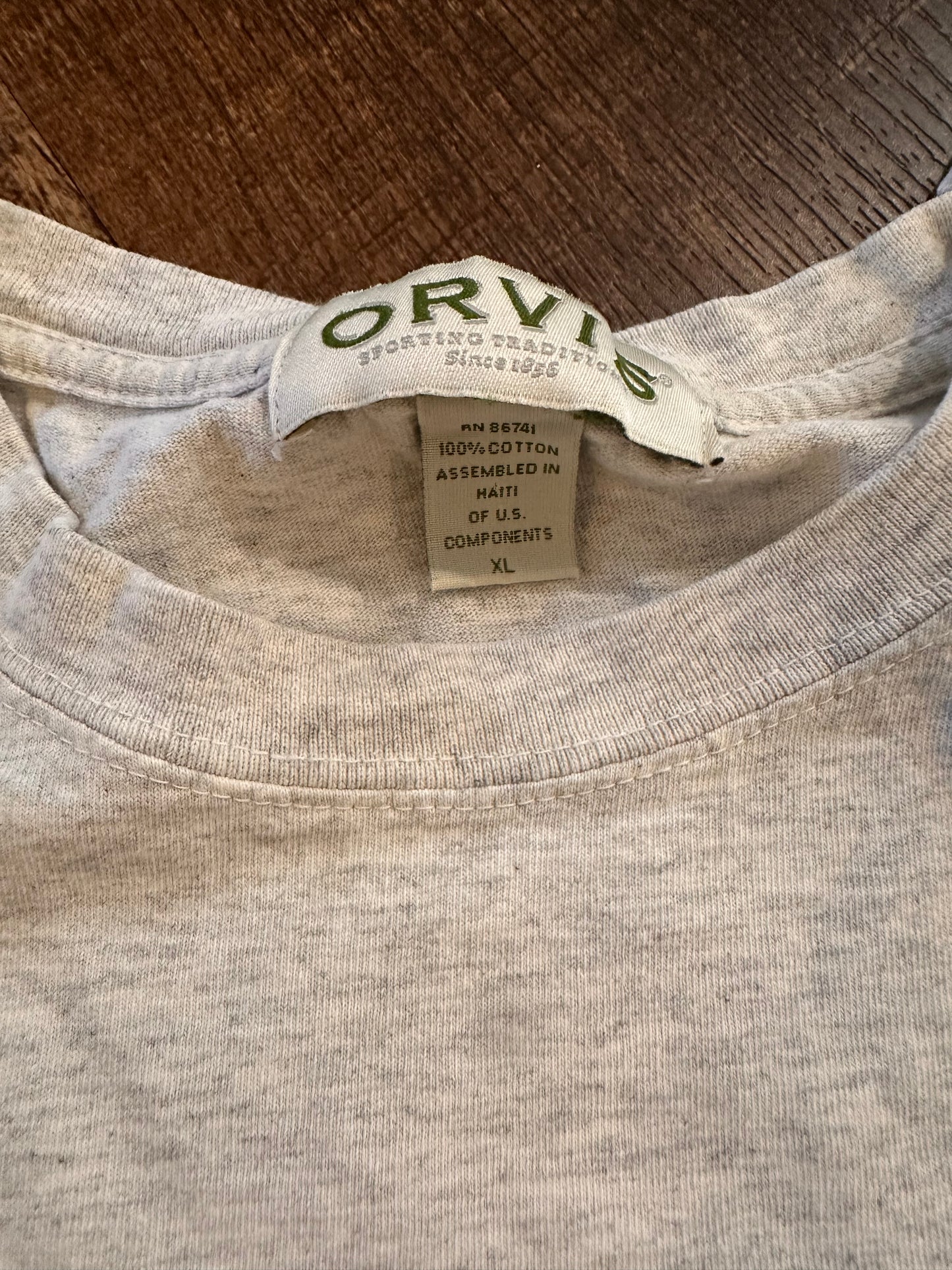 Orvis Pagosa Springs Tshirt (XL) Trout Graphic & Embroidered Logos - Gray