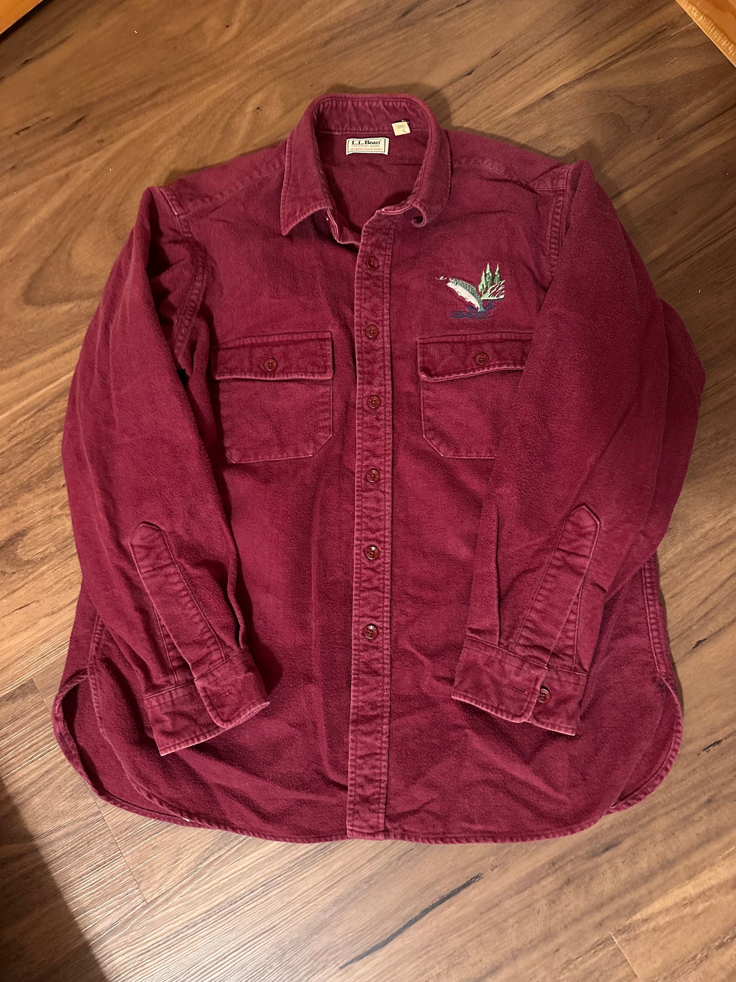 Vintage LL Bean Chamois (17) Embroidered Trout Scene