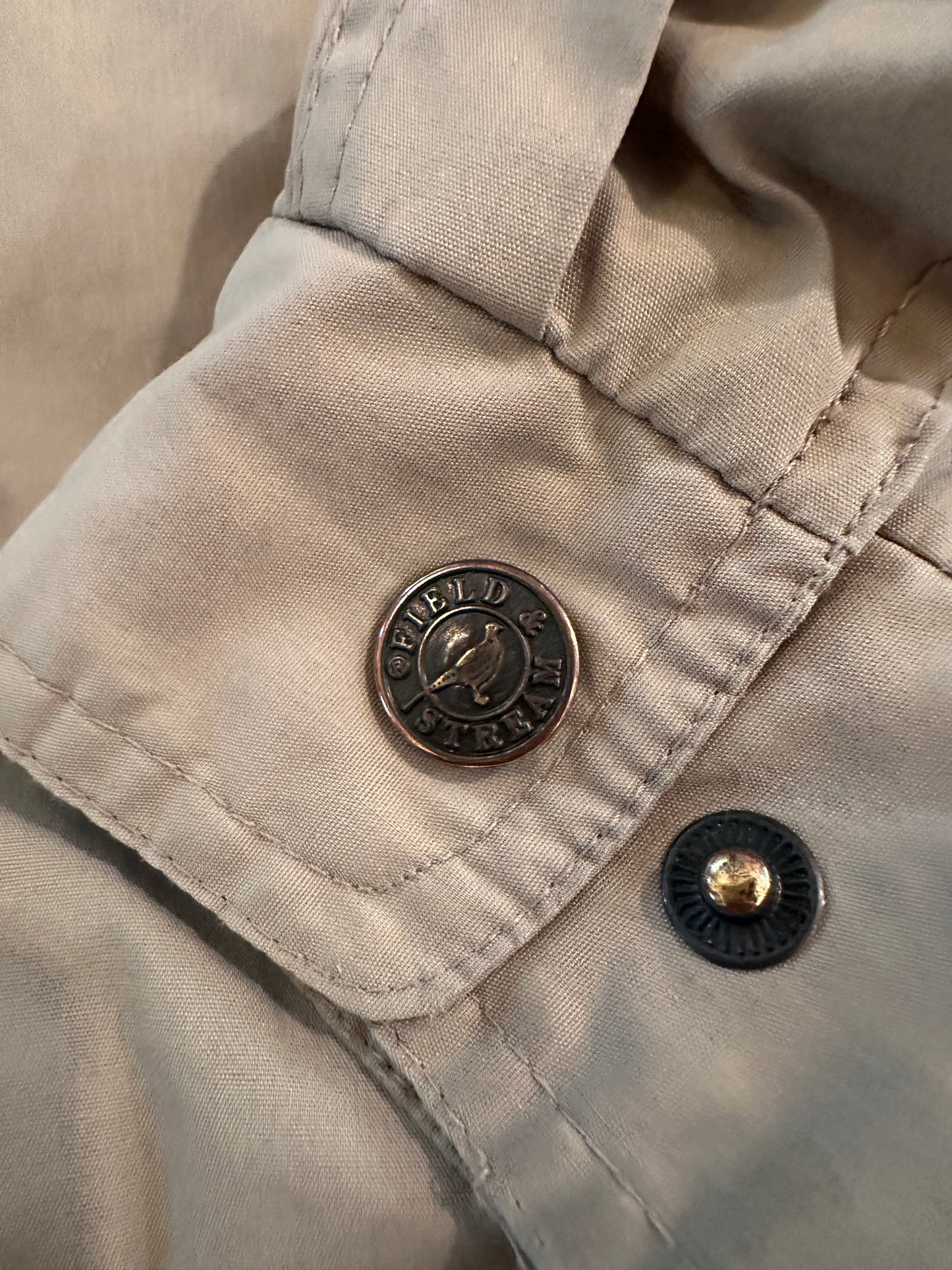 Vintage Field & Stream Windbreaker (L) Fine Tackle Graphic Inside - Gray