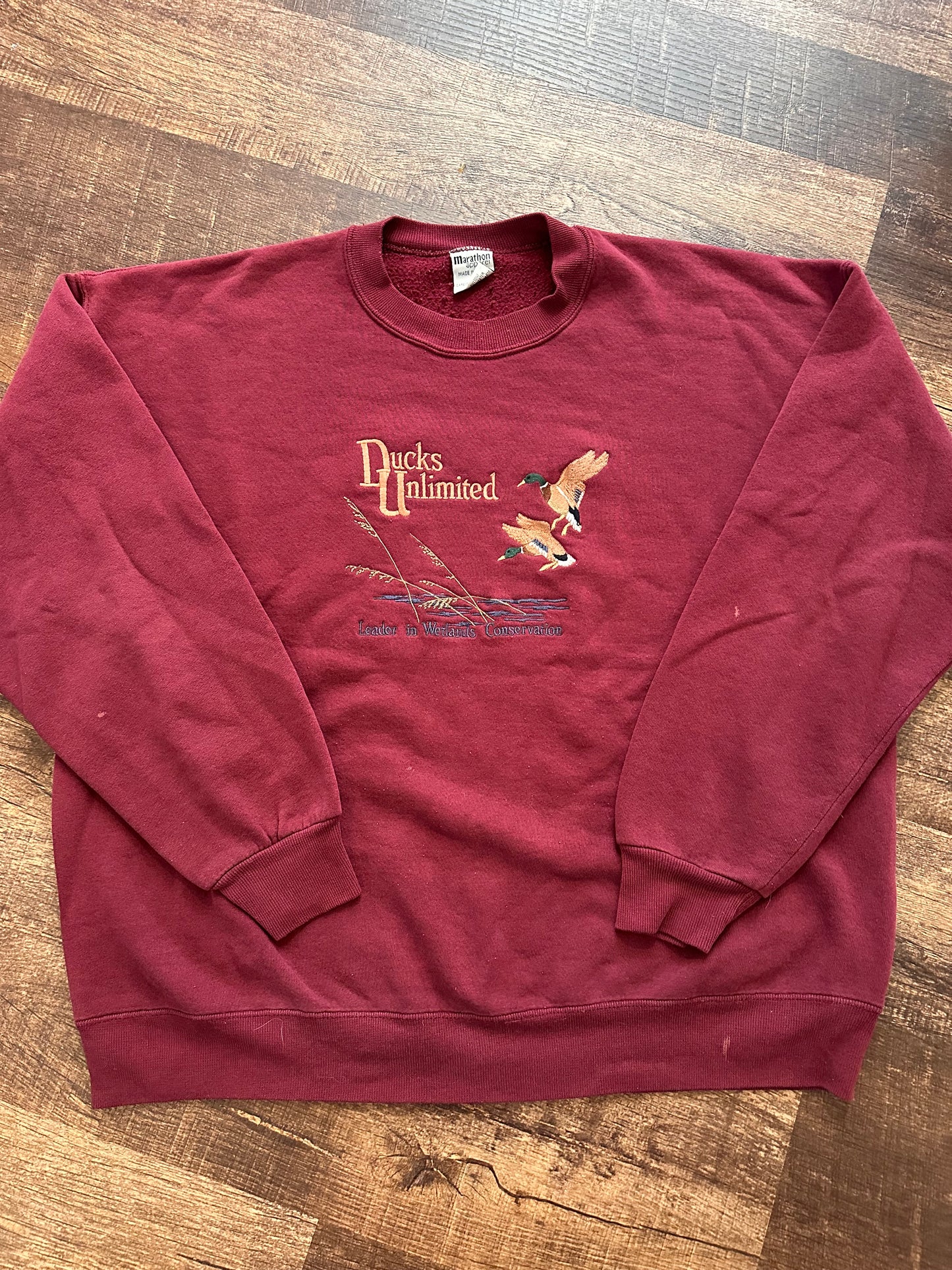 Vintage Ducks Unlimited Crewneck (XL) Embroidered Ducks