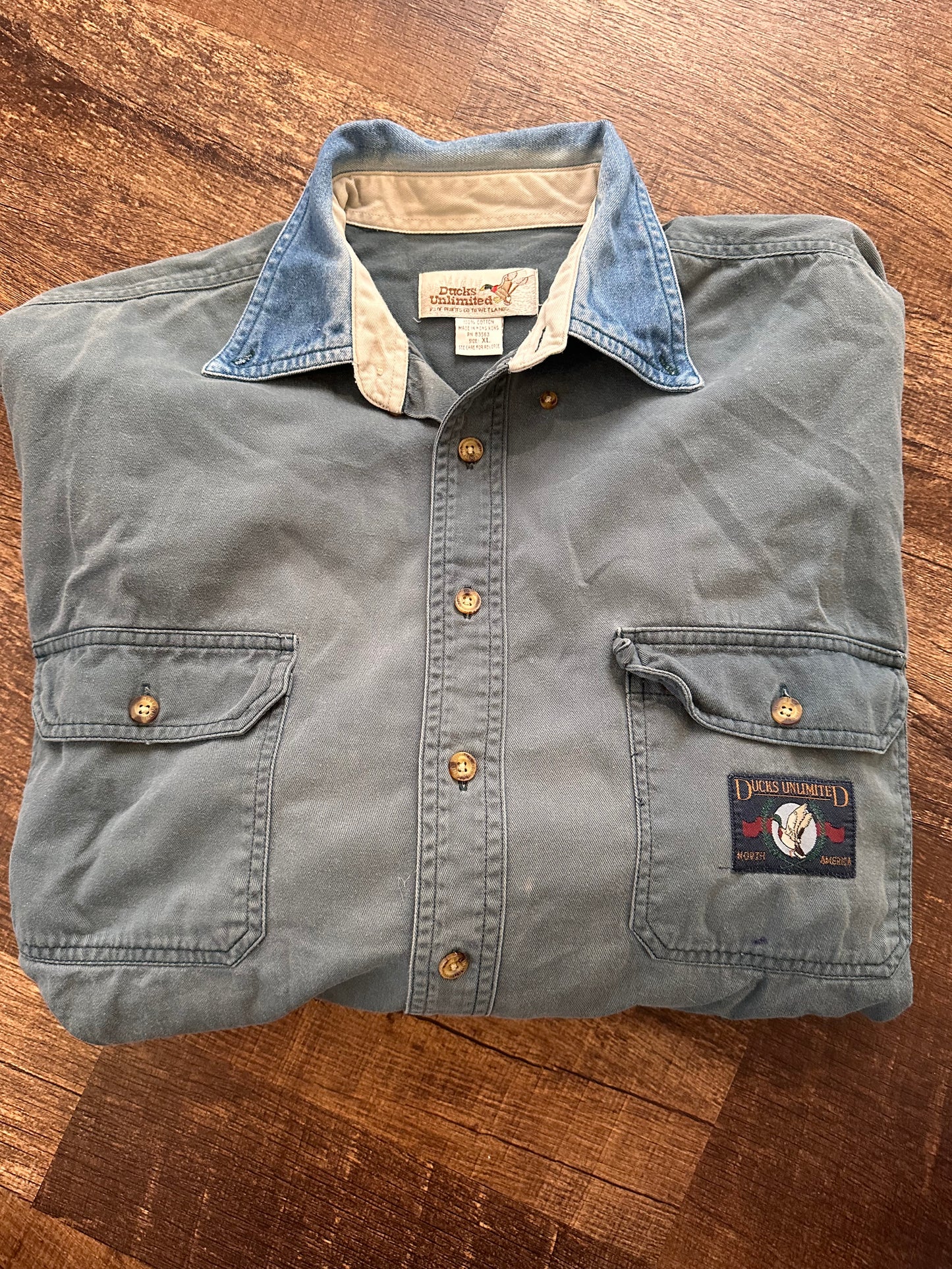 Vintage Ducks Unlimited Button Down (XL)