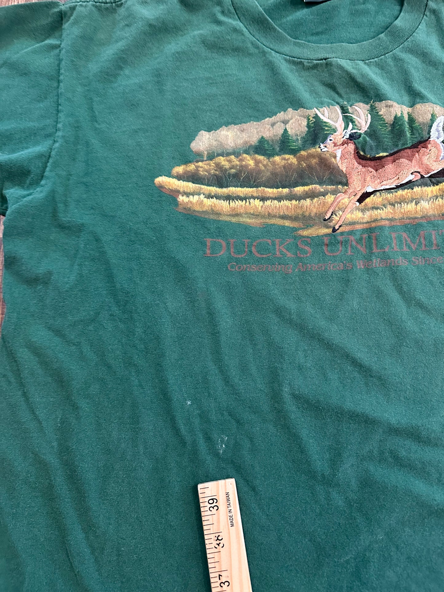 VTG Ducks Unlimited T (XL) Embroidered Deer - Green