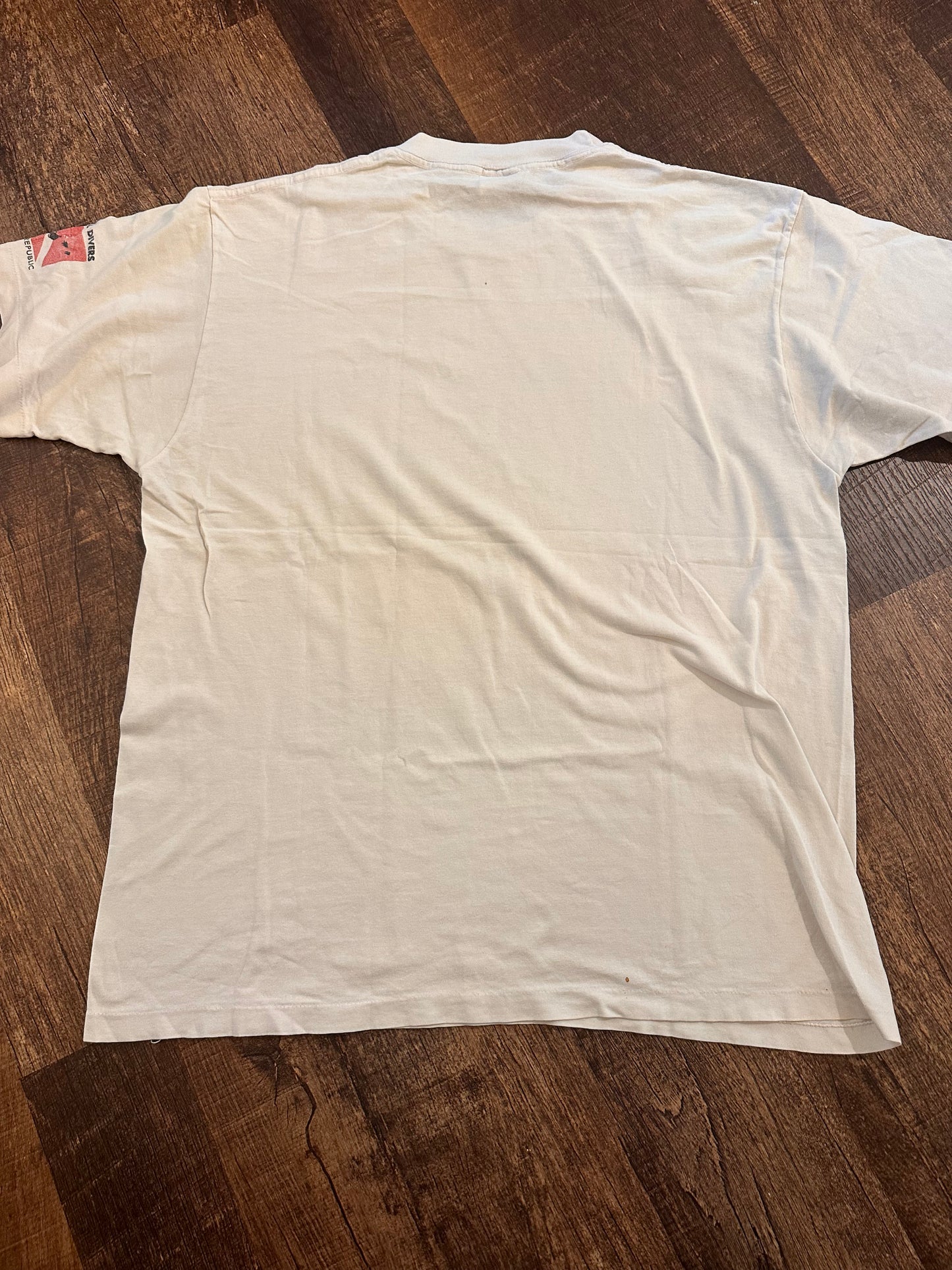 Vintage The Ultimate Fisherman T-Shirt (XL)