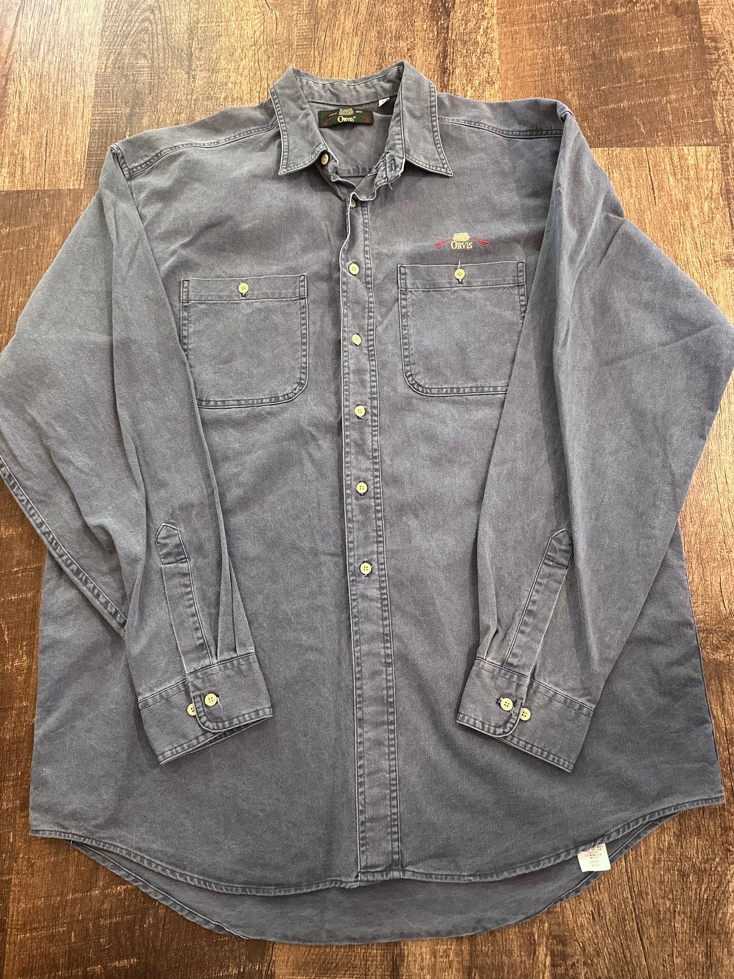 Vintage Orvis Button Down (XL) Man’s Desire to Fly Back Print - Blue