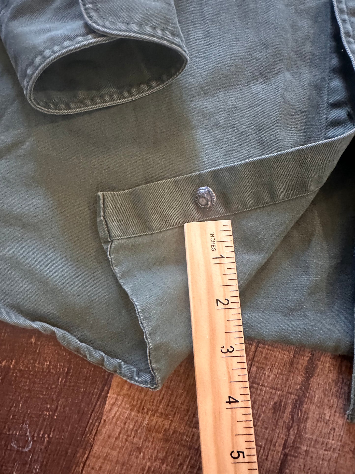 Vintage Orvis Button Down (M) Embroidered Flies and Metal Logo Buttons