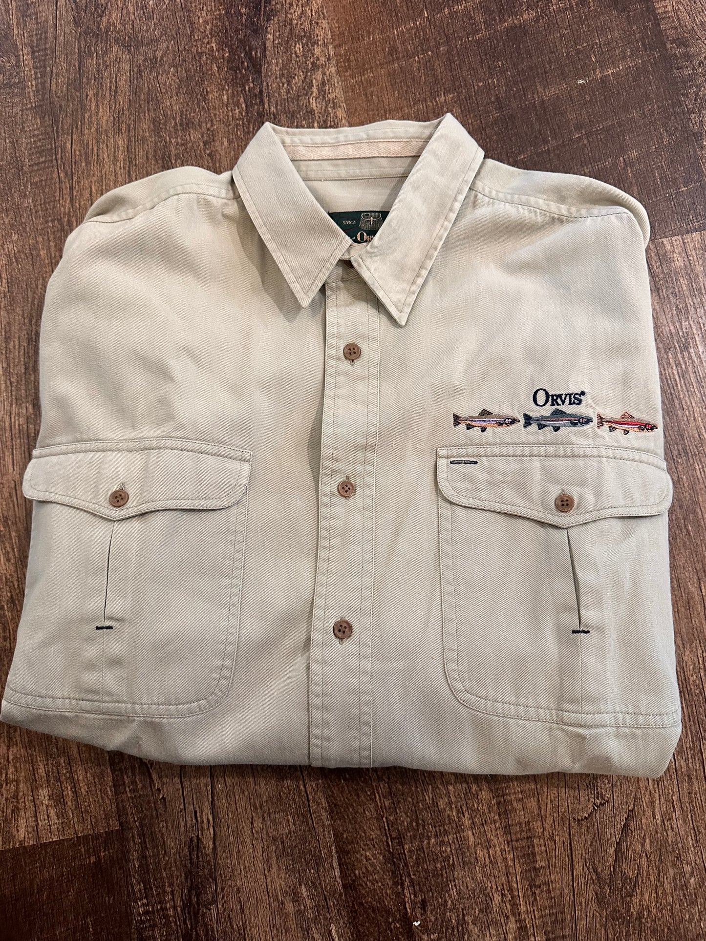 Vintage Orvis Button Down (XL) Embroidered Triple Trout