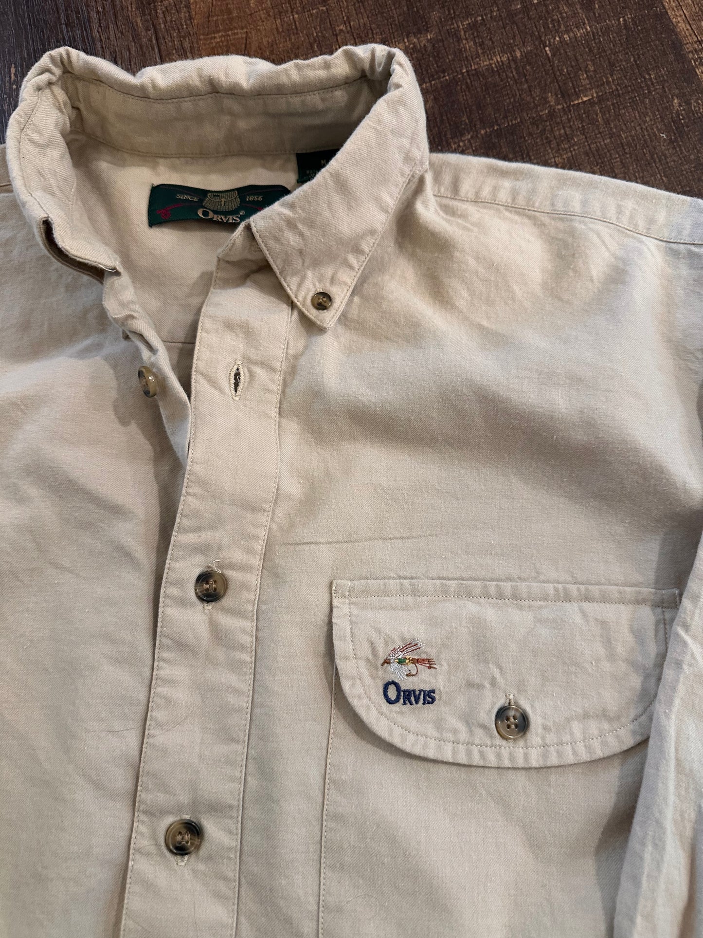 Vintage Orvis Button Down (M) Embroidered Logo - Khaki / Beige