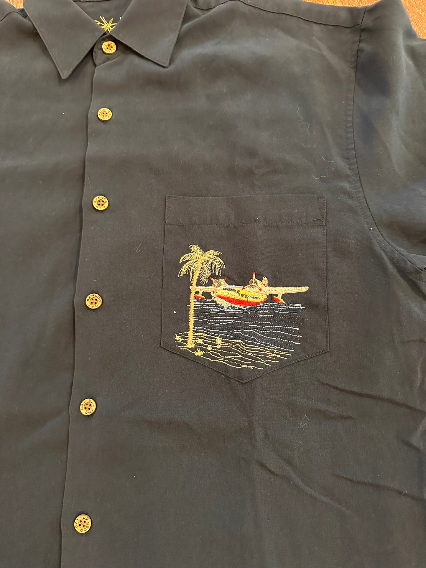 Bamboo Cay Button Down T (L) “Catch of the Day” - Navy
