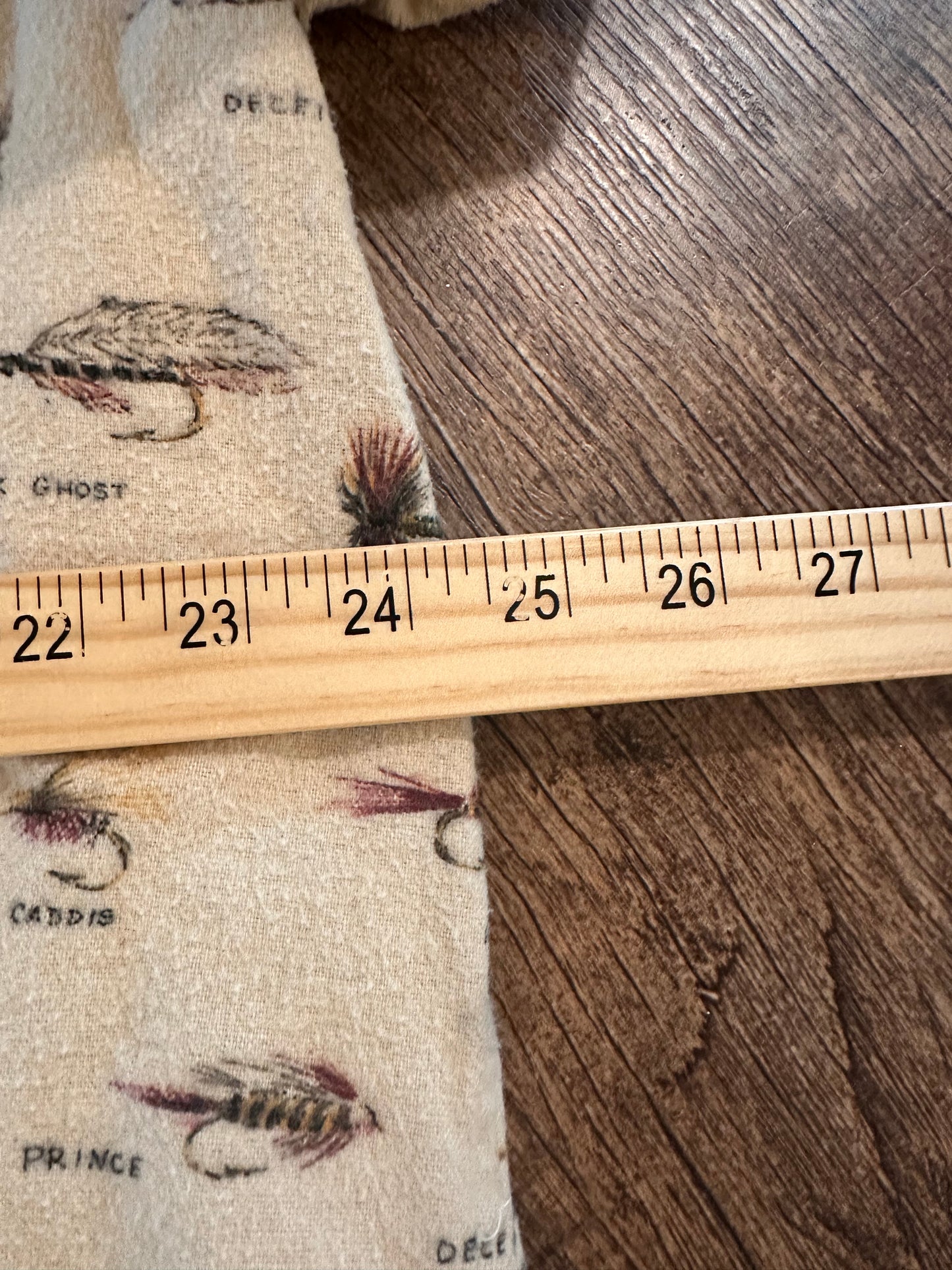 Vintage Orvis Flannel (XL) Fly Patterns - Beige