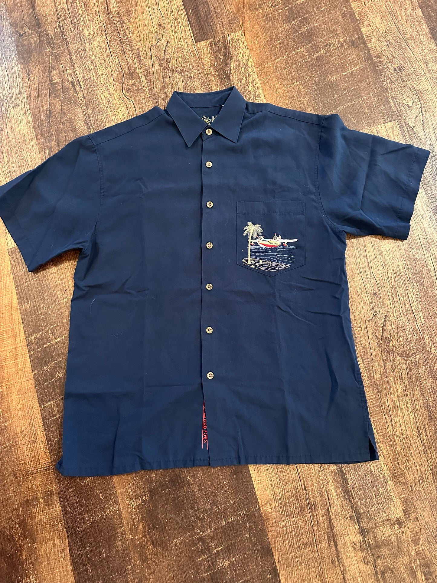 Bamboo Cay Button Down T (L) “Catch of the Day” - Navy