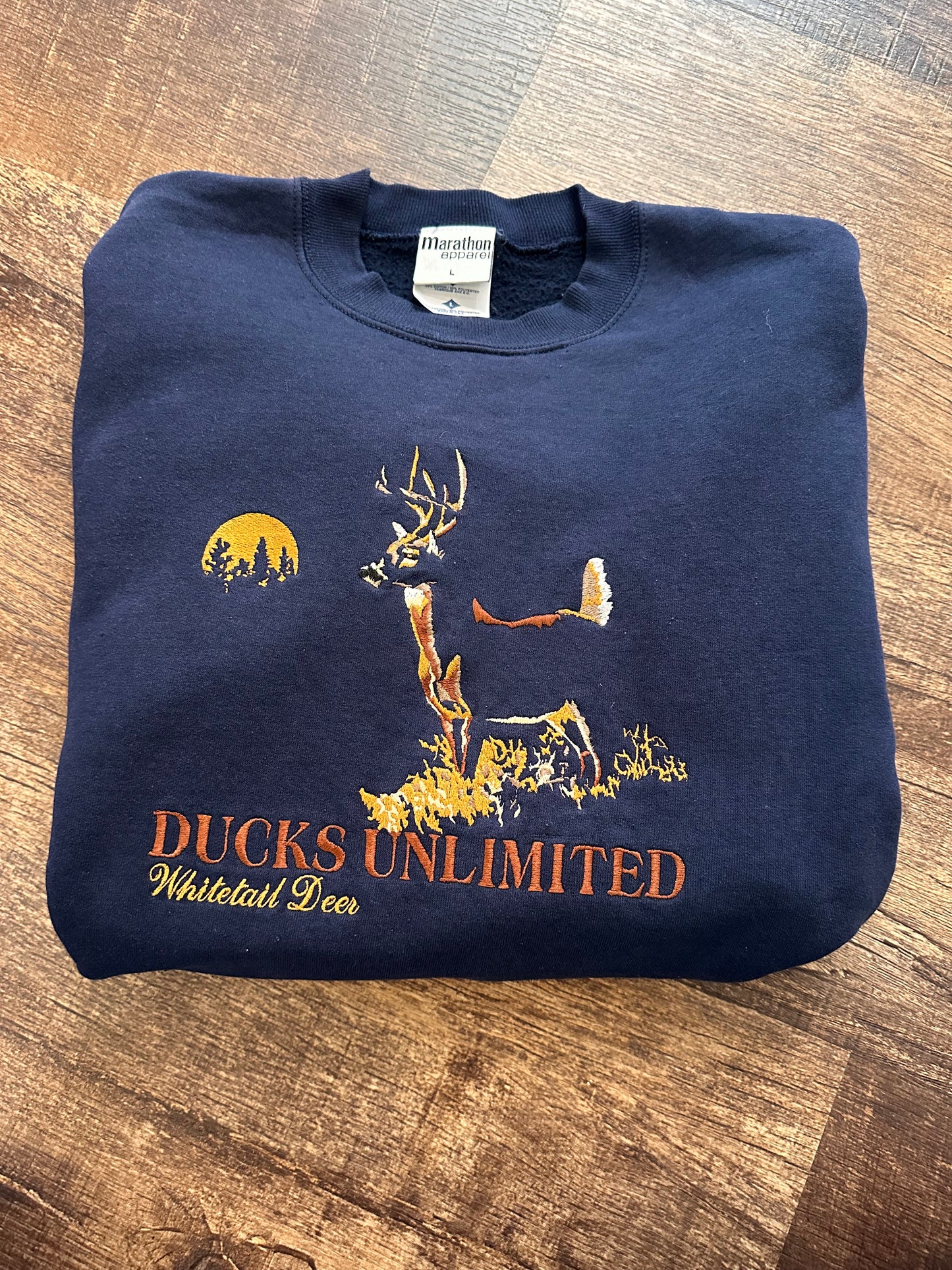 Vintage Ducks Unlimited Crewneck (L) Embroidered Buck in Moonlight