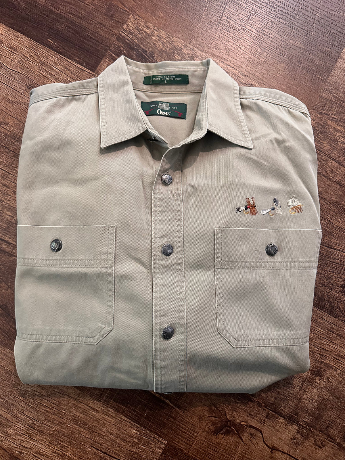 Vintage Orvis Khaki Button Down (L) Embroidered Flies and Metal Logo Buttons