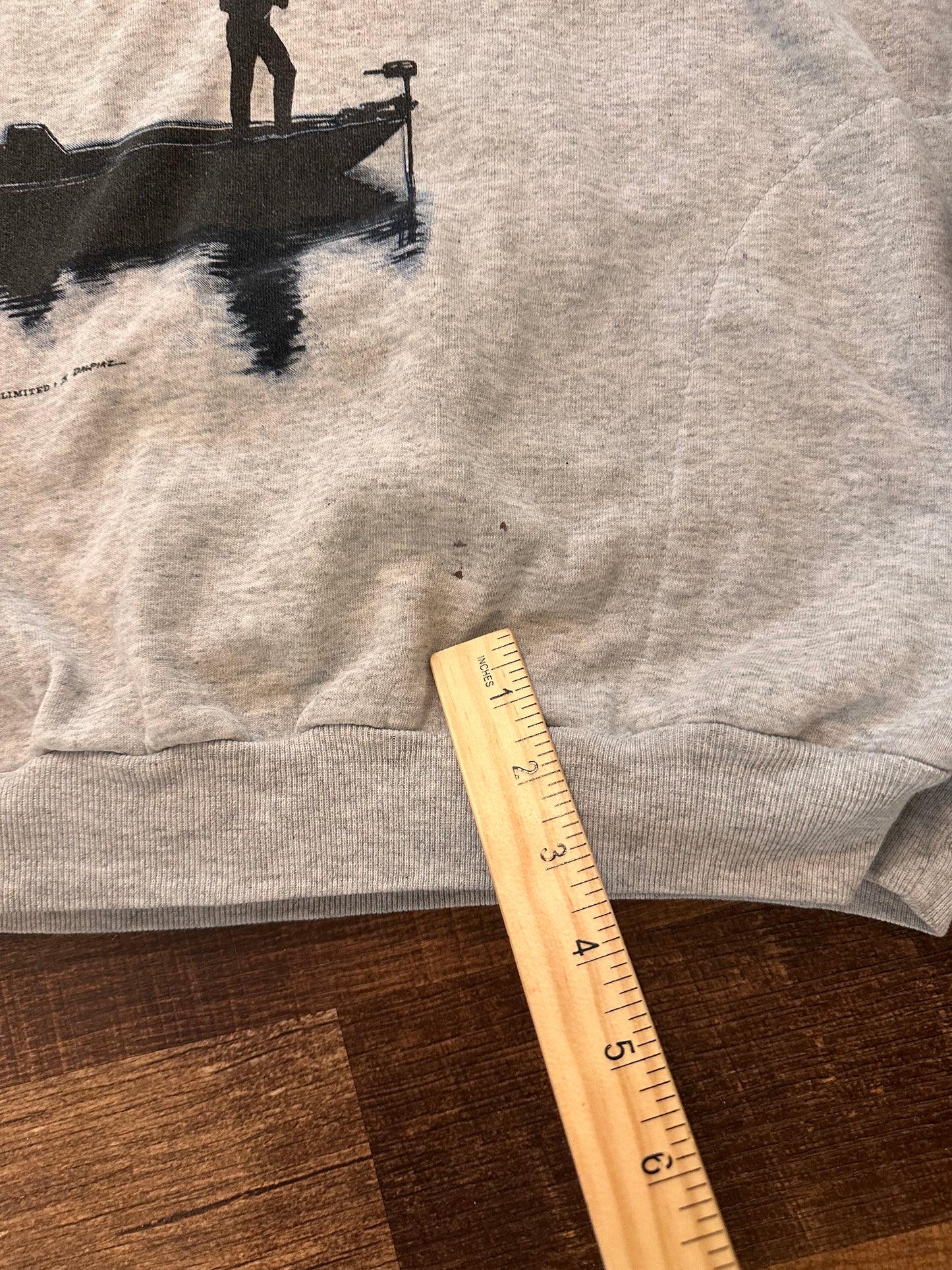 Vintage Art Unlimited Henley Crewneck (XL) Fishing Scene under Moon