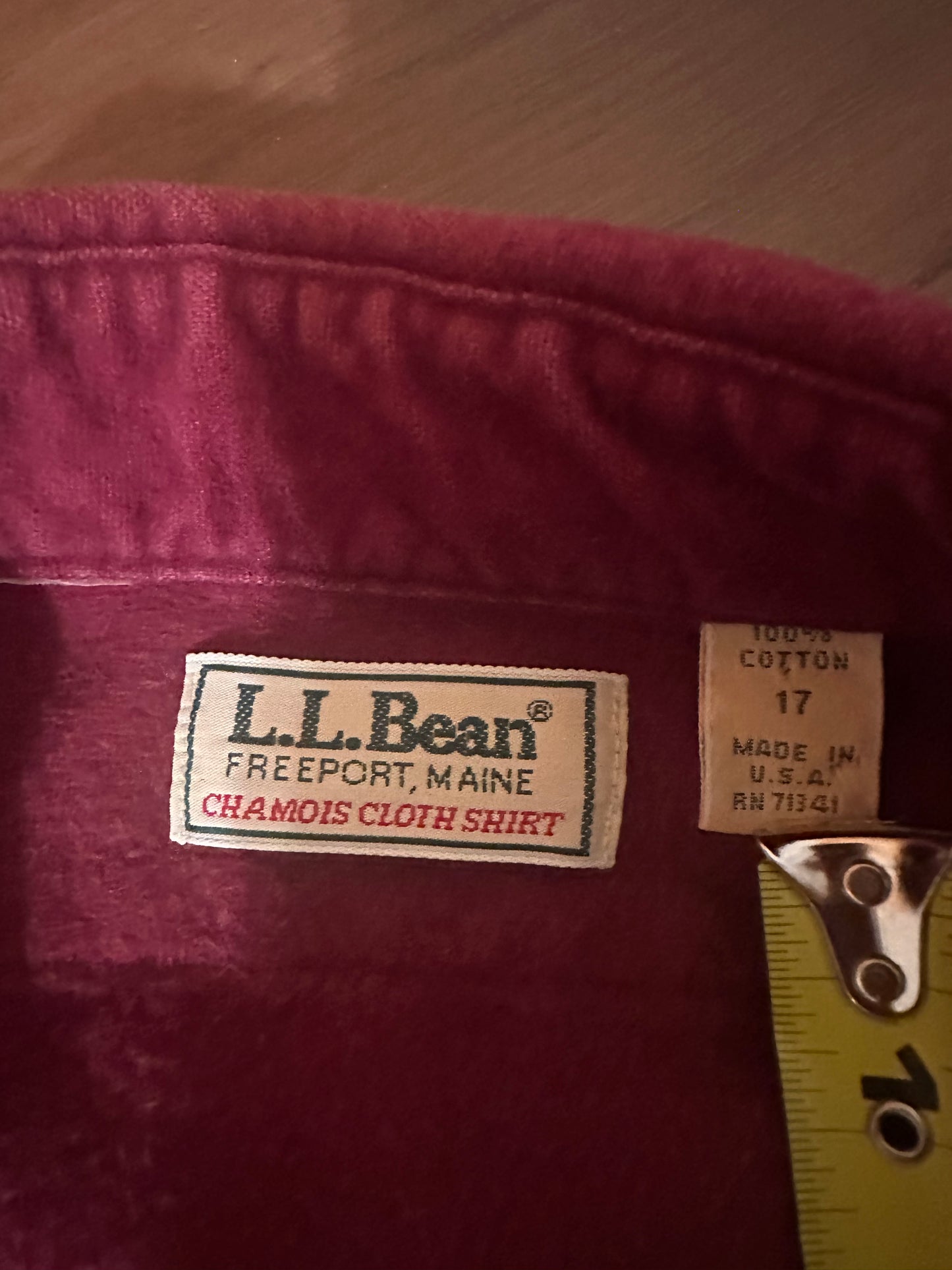 Vintage LL Bean Chamois (17) Embroidered Trout Scene