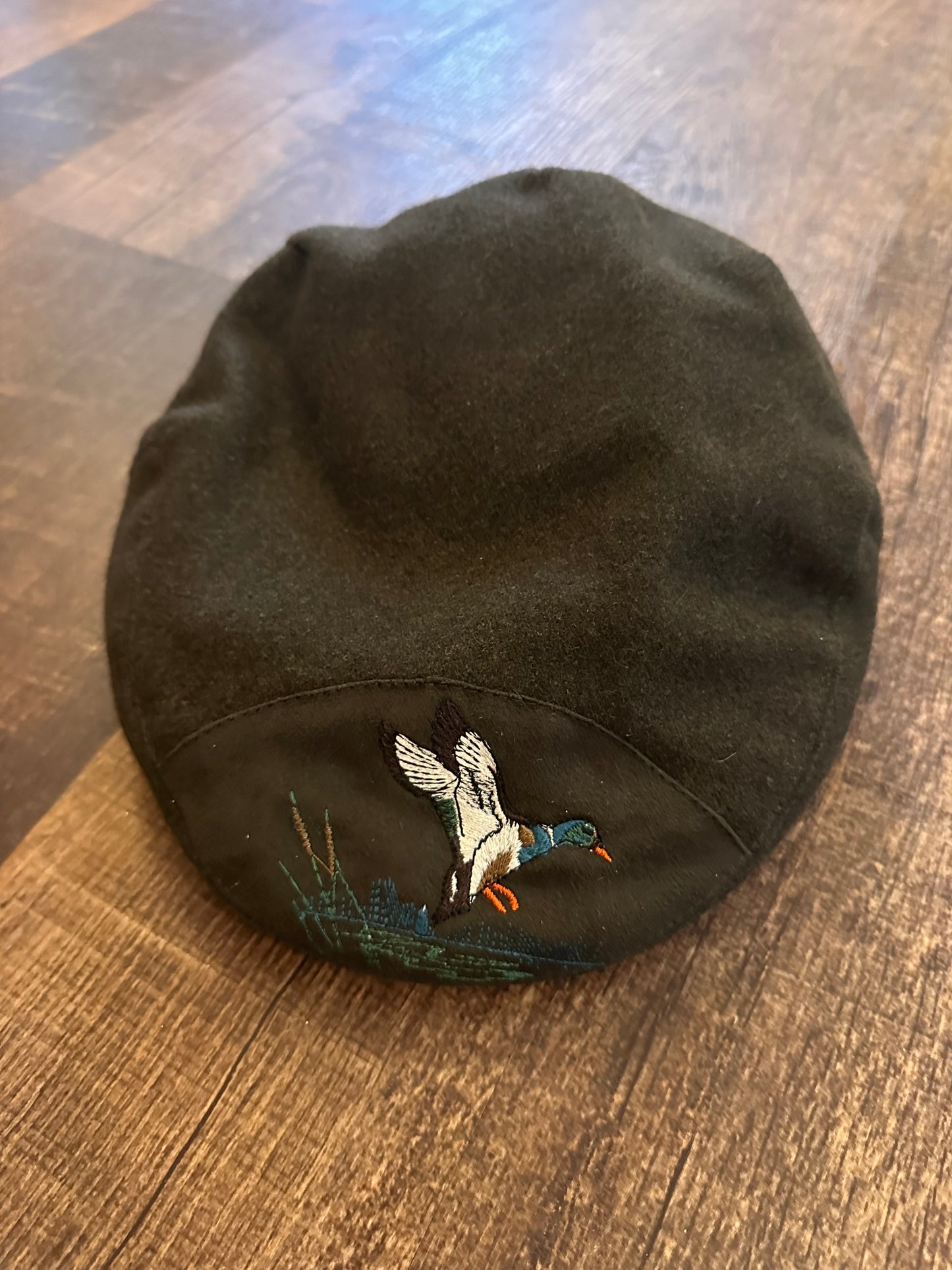 Vintage Newsboy Flat Cap Embroidered Duck (Size L/59) - Green