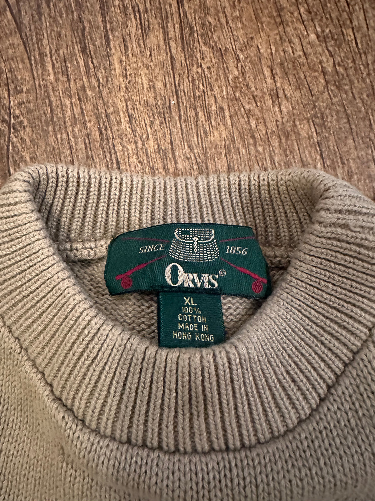 Vintage Orvis Sweater (XL) Embroidered Flies - Beige