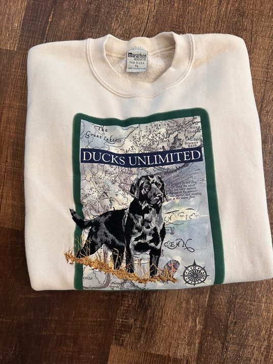 VTG Ducks Unlimited Crewneck (XL) Embroidered Lab Art Graphic Scene - White