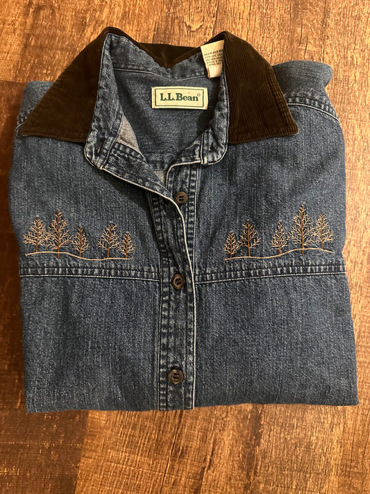 Vintage L.L. Bean Button Down (Women’s S) Embroidered Trees Corduroy Collar - Denim