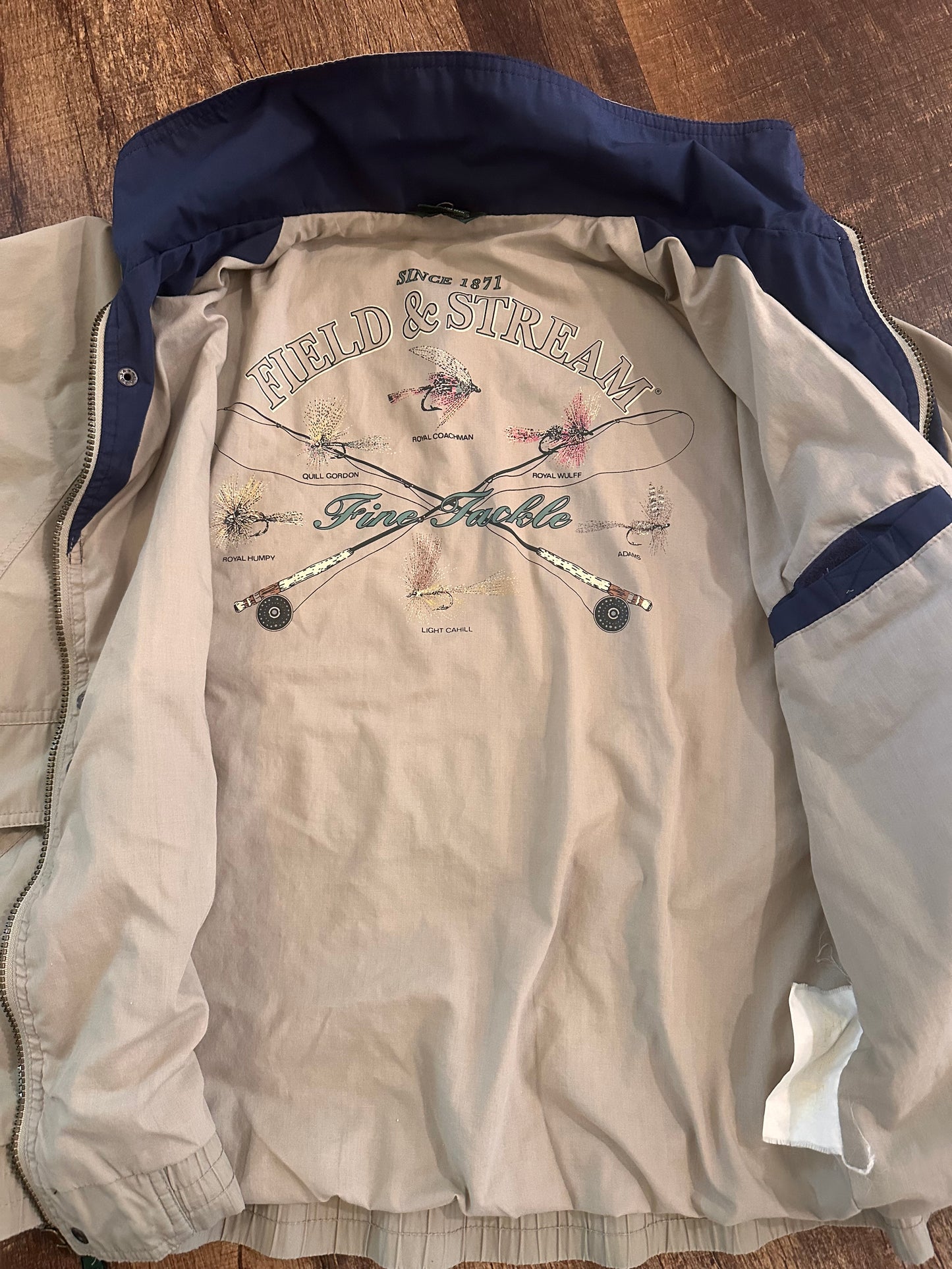 Vintage Field & Stream Windbreaker (M) Fine Tackle Graphic Inside - Gray