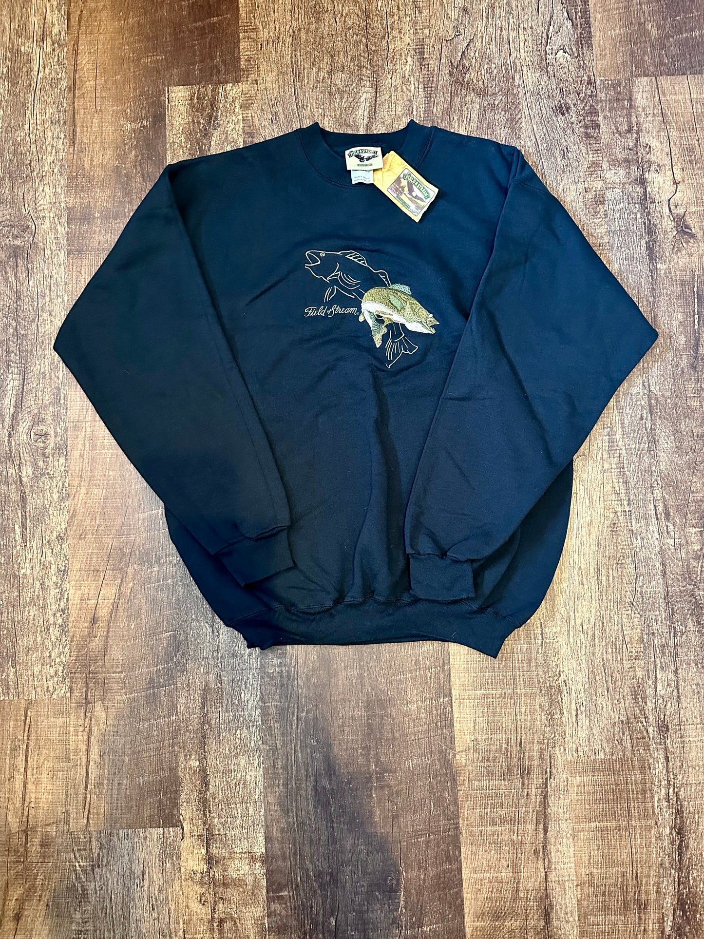 Vintage *with tags* Field & Stream Crewneck (M) Embroidered Double Walleye - Black
