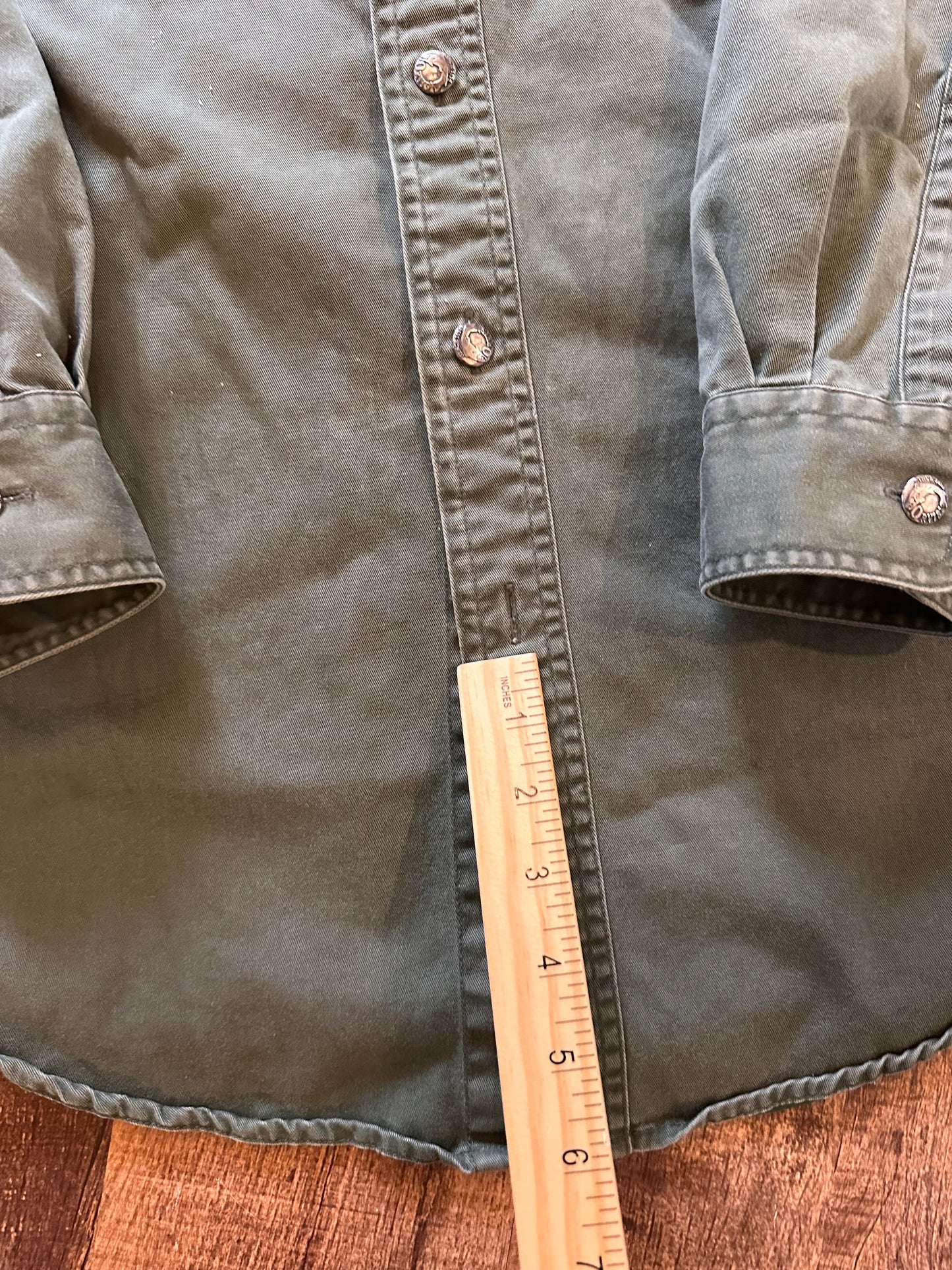 Vintage Orvis Button Down (M) Embroidered Flies and Metal Logo Buttons
