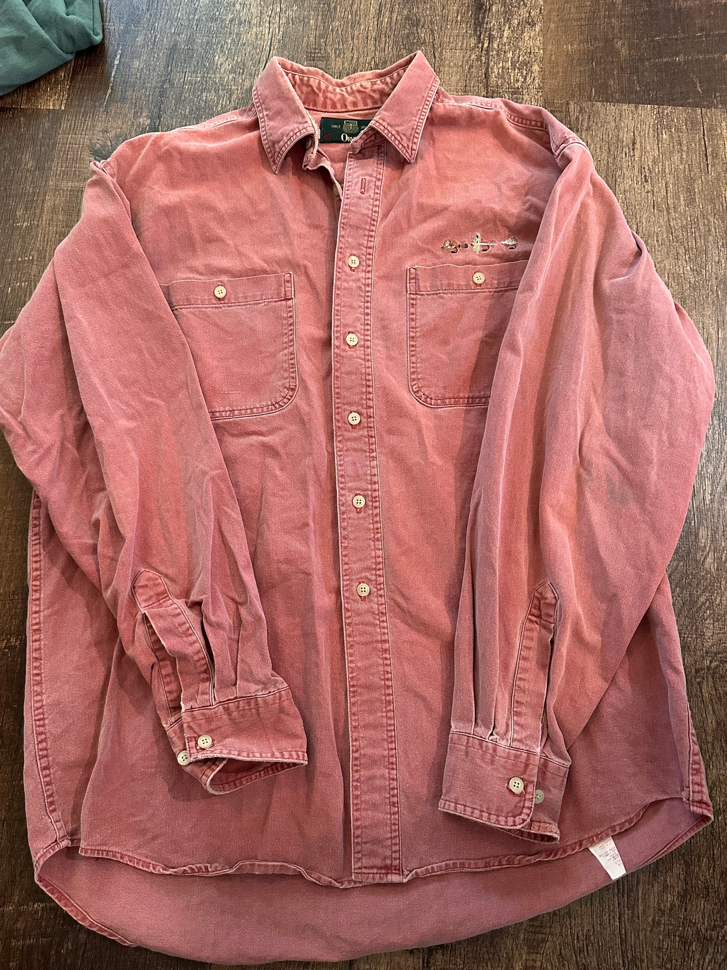 Vintage Orvis Button Down (L) Embroidered Flies - Salmon