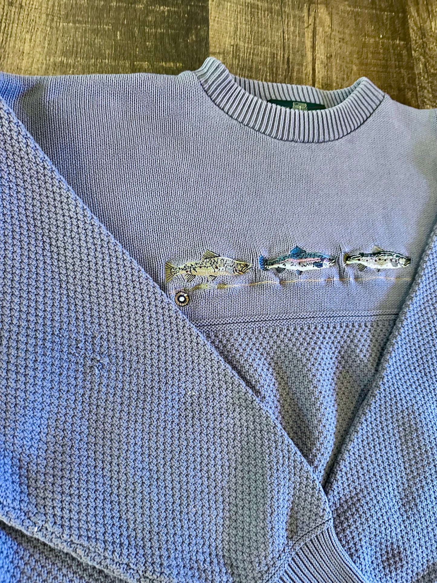 Vintage Orvis Sweater (L) Embroidered Trout and Fly Rod Light Blue