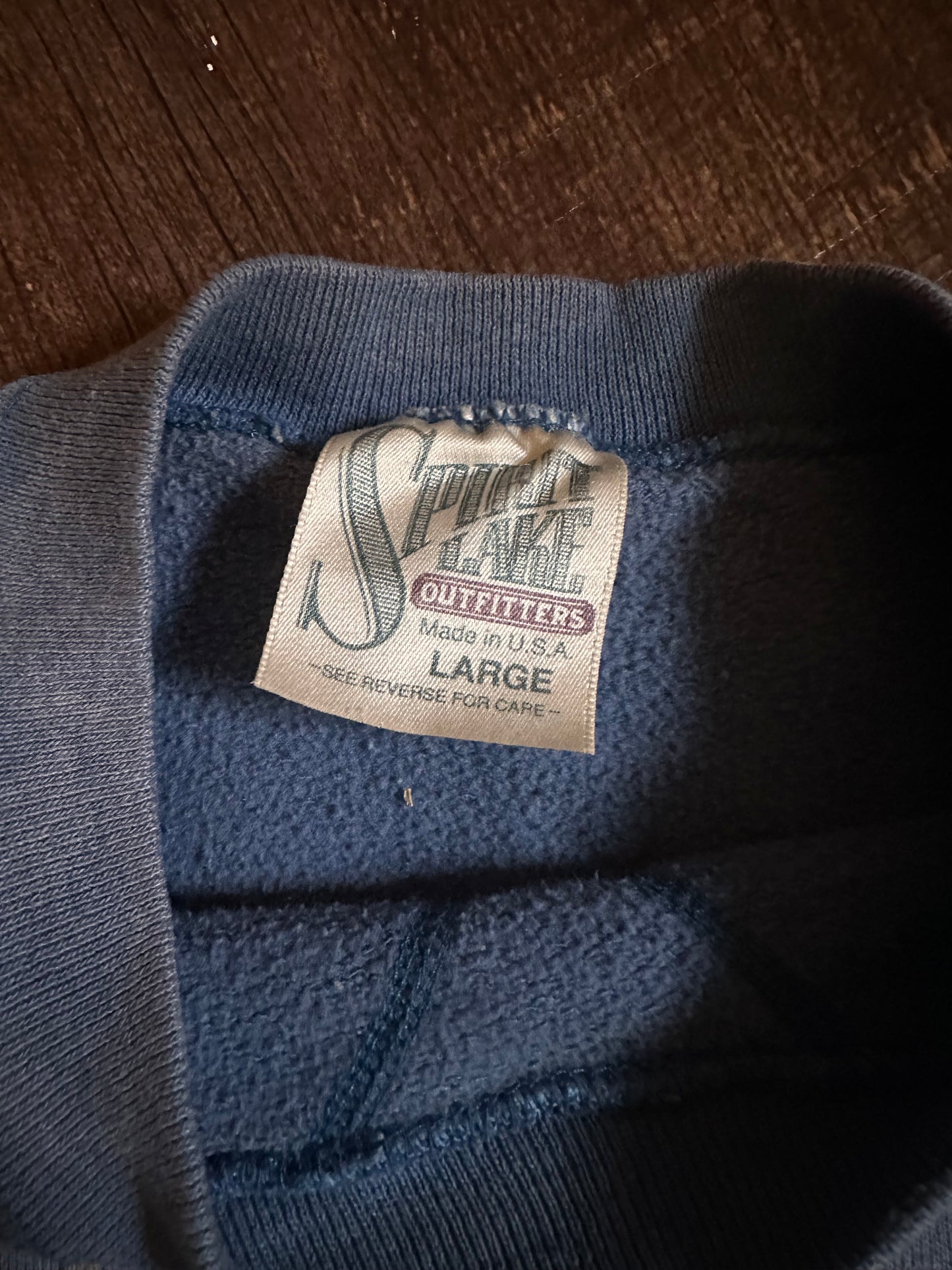 Vintage Spirit Lake Outfitters Crewneck (L) Whitetail - Blue